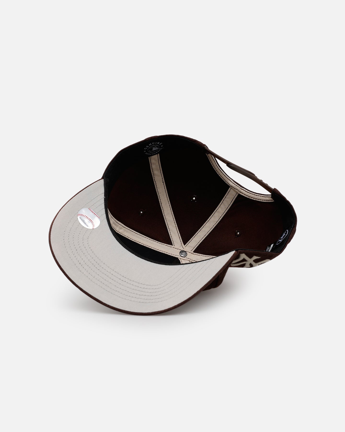 New York Yankees 'Dusted' 47 Hitch Snapback Hat - Adjustable Brown Baseball Cap for Men & Women - Perfect for Sports Fans, Streetwear Fashion & Casual Outings