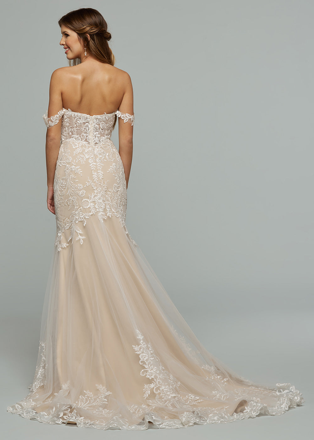 Elegant Off-The-Shoulder Lace Mermaid Wedding Dress with Sheer Bodice - Perfect for Beach Weddings & Romantic Ceremonies