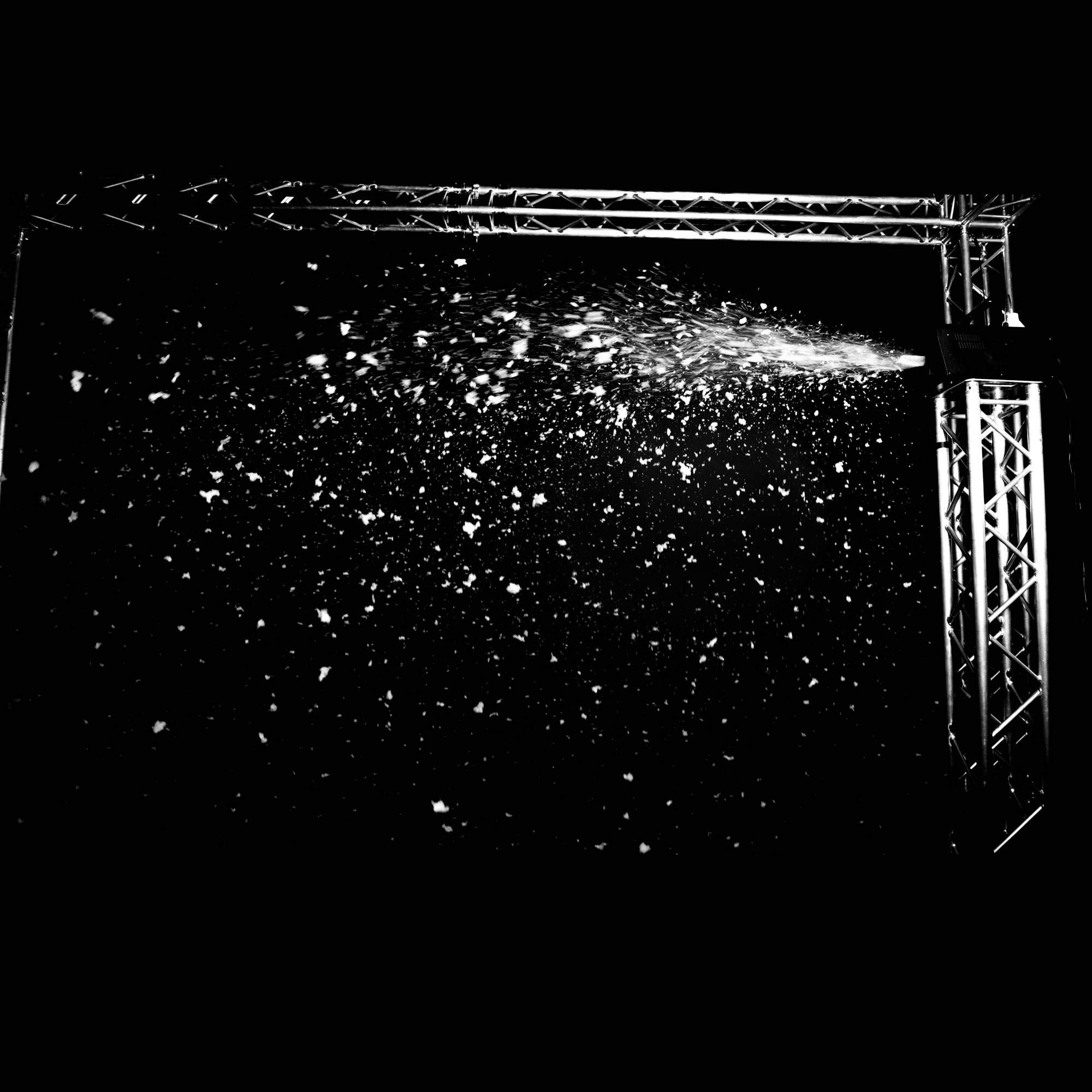 CHAUVET DJ SM250 Snow Machine - High-Output Party Snow Effect for Winter Events, DJ Shows, and Holiday Decorations