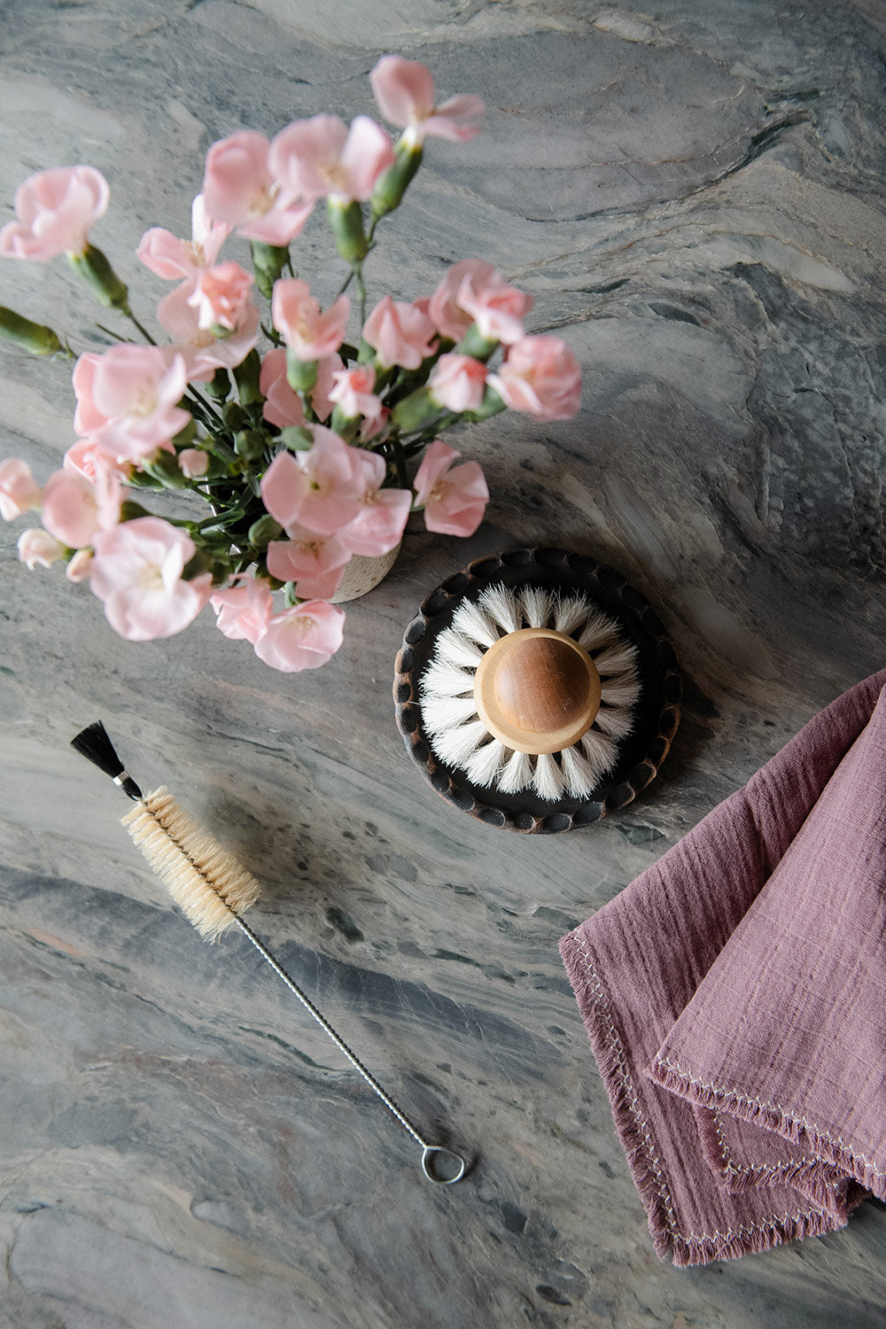 Round Everyday Dish Brush - Eco-Friendly Kitchen Cleaning Brush for Pots, Pans & Dishes | Perfect for Home, Restaurant & Camping Use
