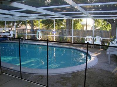 Classic Guard Swimming Pool Safety Fence - 5 Feet Tall x 10 Feet Long Mesh Barrier for Child Safety | Durable Outdoor Pool Protection for Backyard, Garden & Residential Use