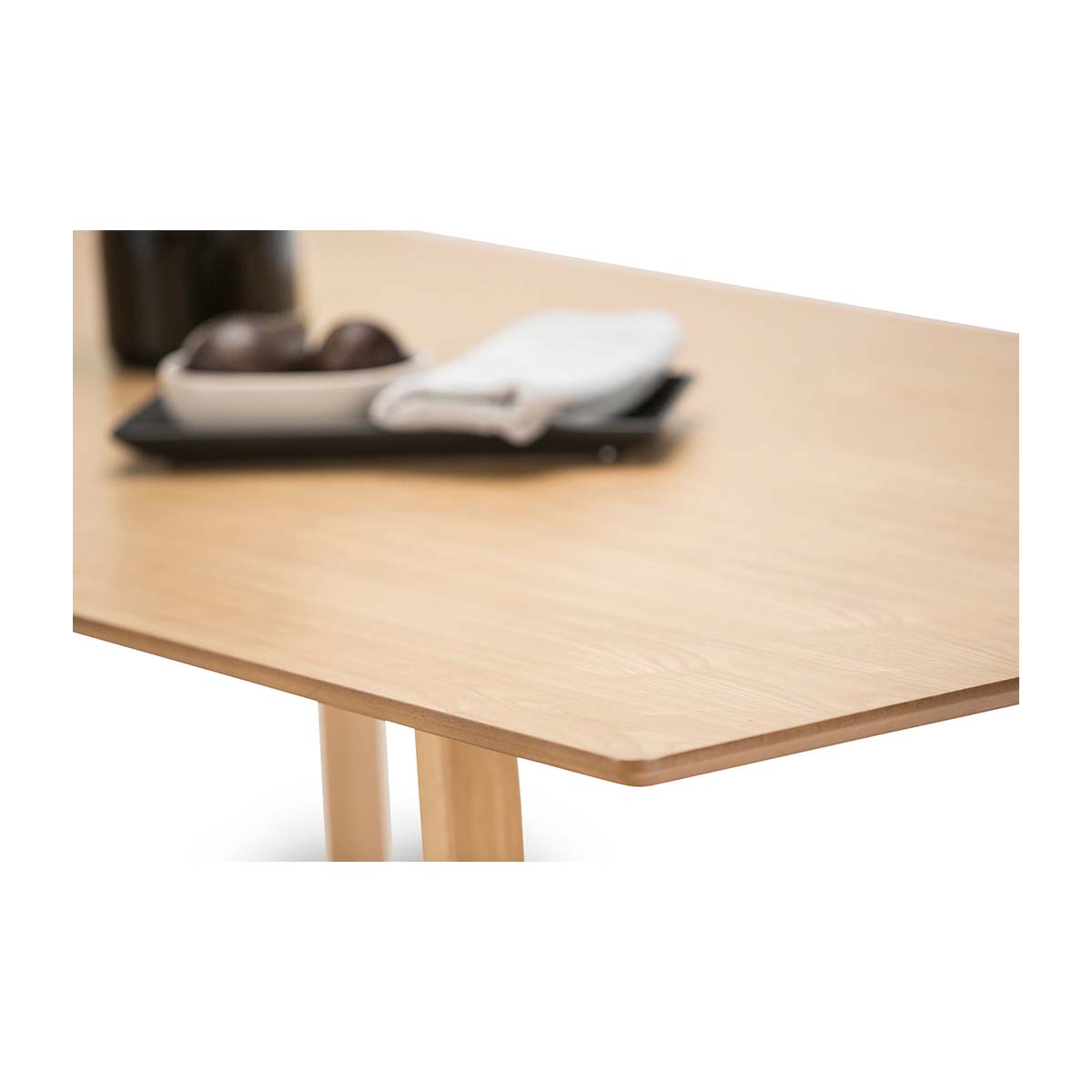 Modern Rectangular Dining Table 180cm - Solid Wood Farmhouse Style for Kitchen & Dining Room - Perfect for Family Gatherings & Dinner Parties