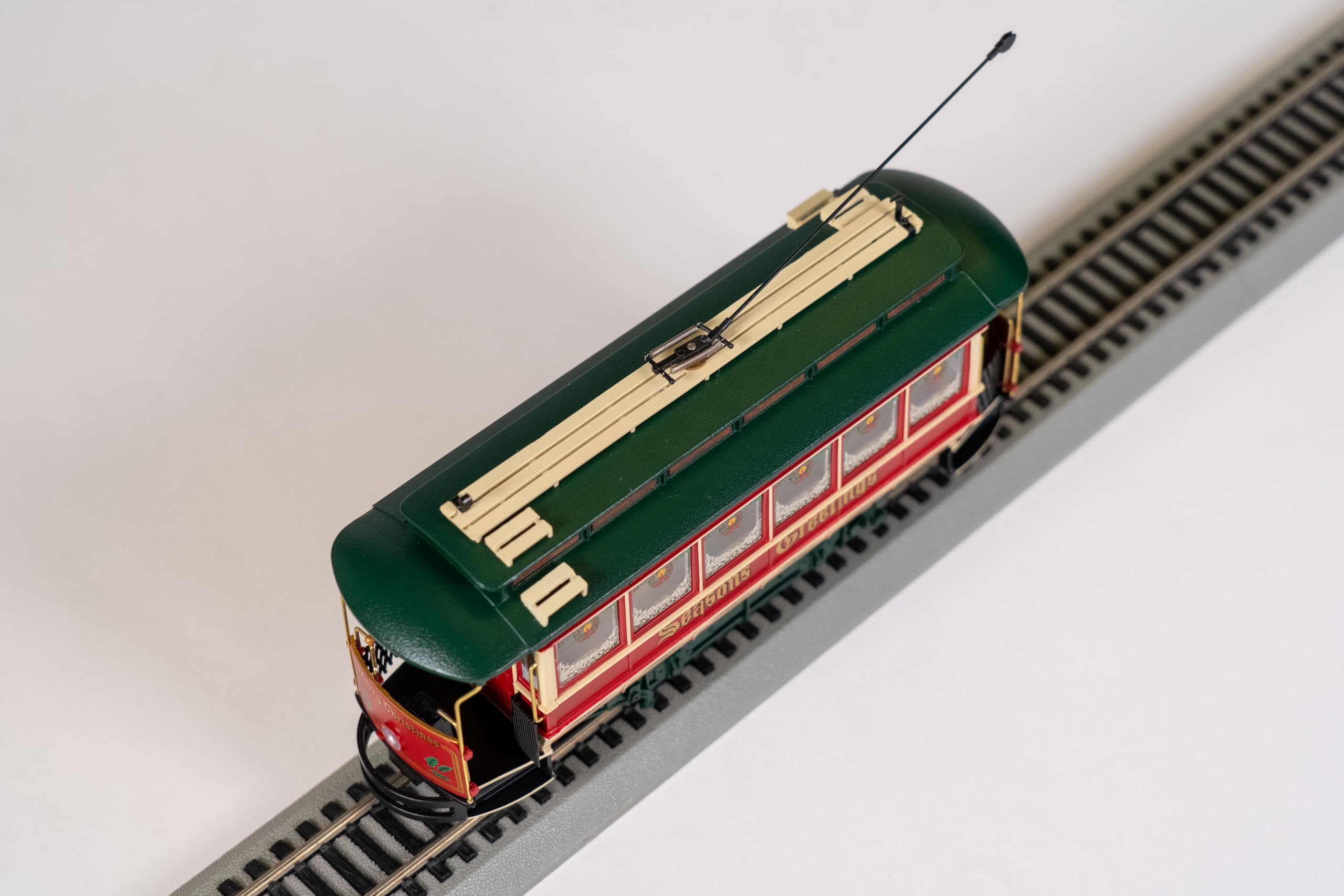 Closed Street Car Christmas - On30 Scale Model Train for Holiday Displays & Collectors | Perfect for Christmas Villages, Train Sets & Dioramas