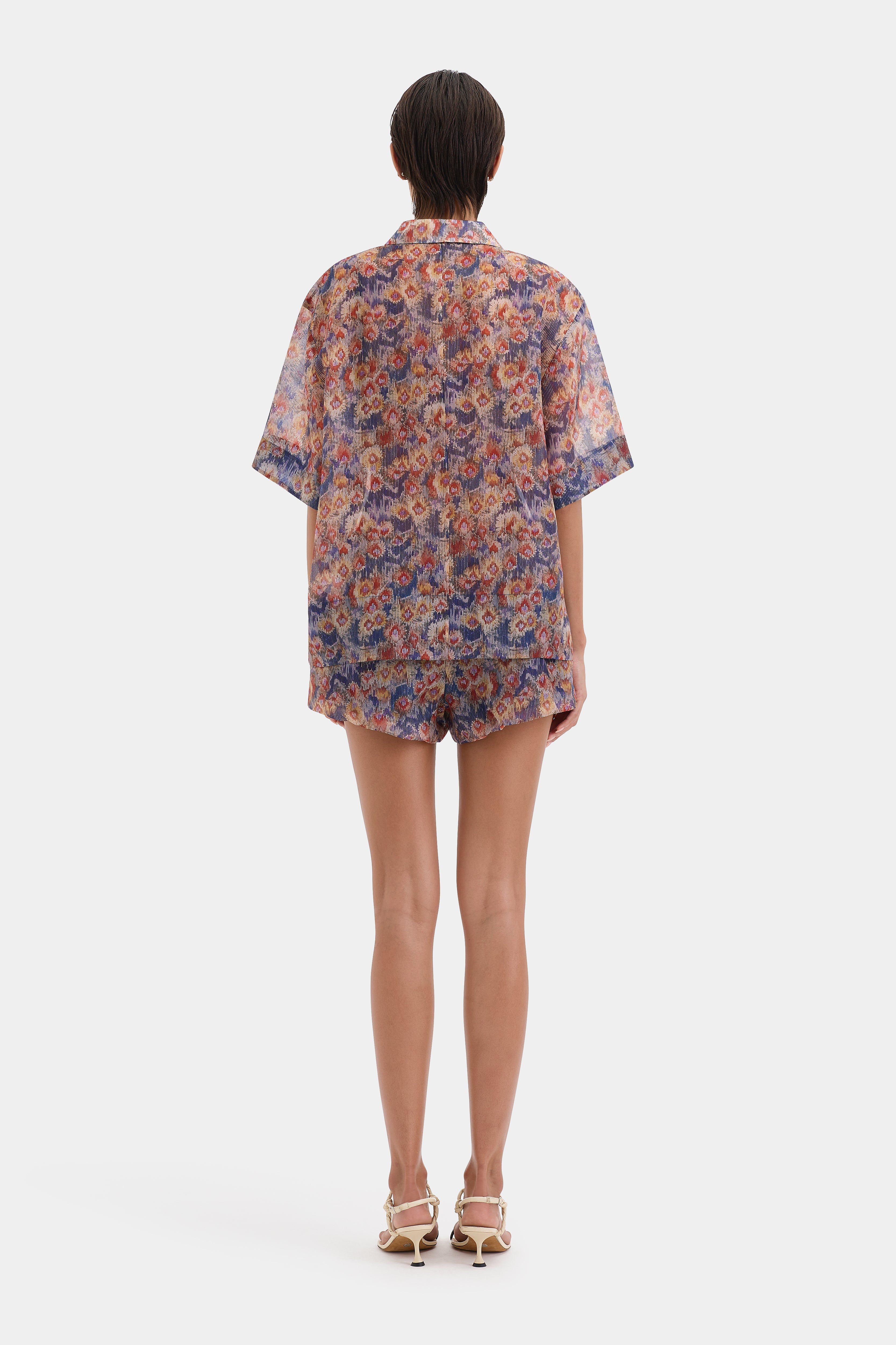 Fiore Shirt Petalo Scuro - Stylish Floral Print Blouse for Women | Perfect for Office, Date Night & Summer Outfits