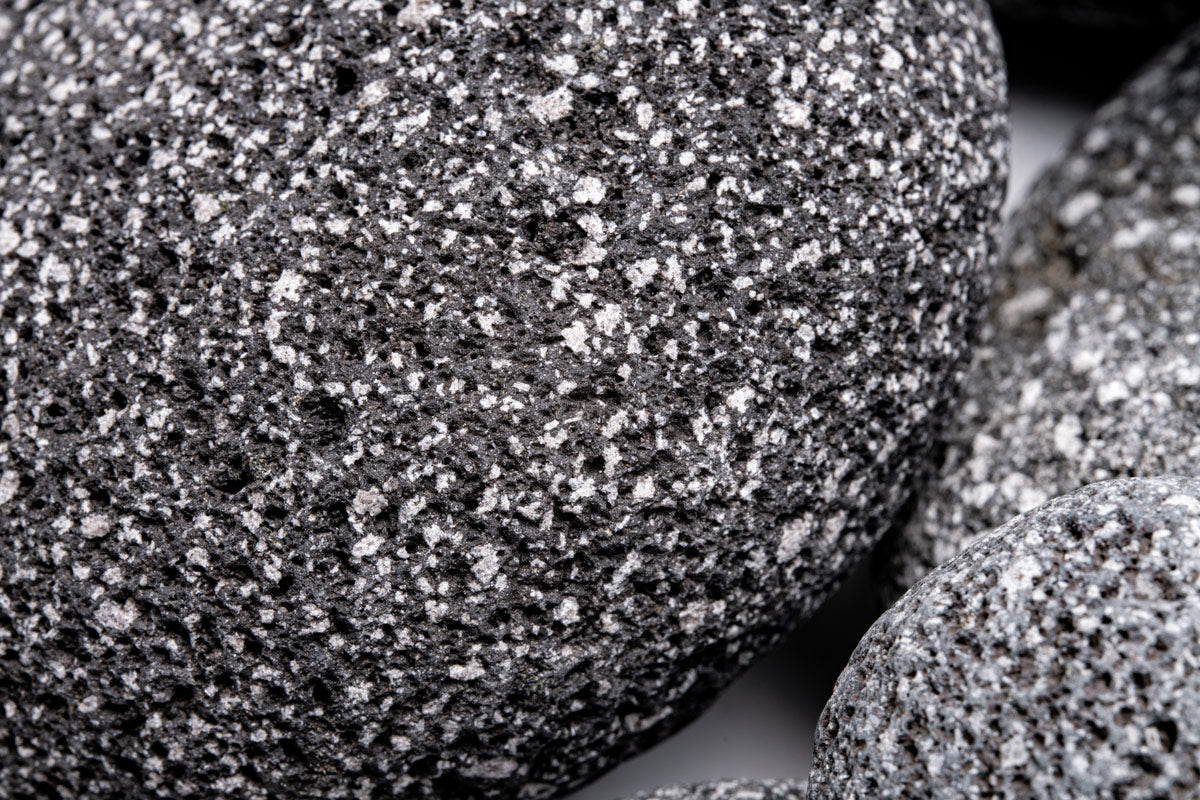Premium Black Star Lava Rocks for Landscaping & Aquarium - Natural Volcanic Stone for Garden Decor, Fish Tank, and Zen Gardens - Ideal for Drainage, Soil Aeration, and Decorative Use