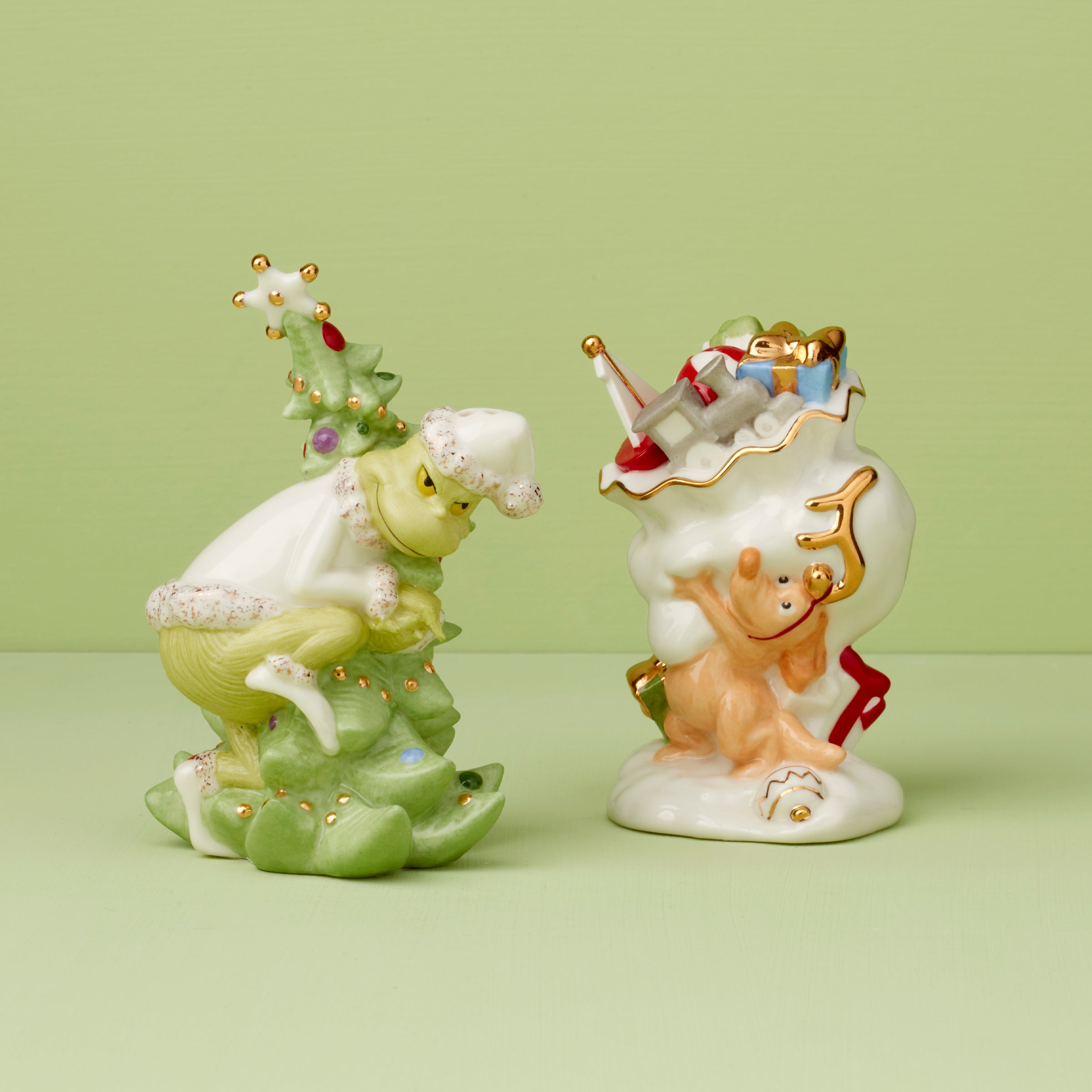 Grinch Christmas Salt and Pepper Shaker Set - Festive Holiday Kitchen Decor for Christmas Dinner & Party Table Setting