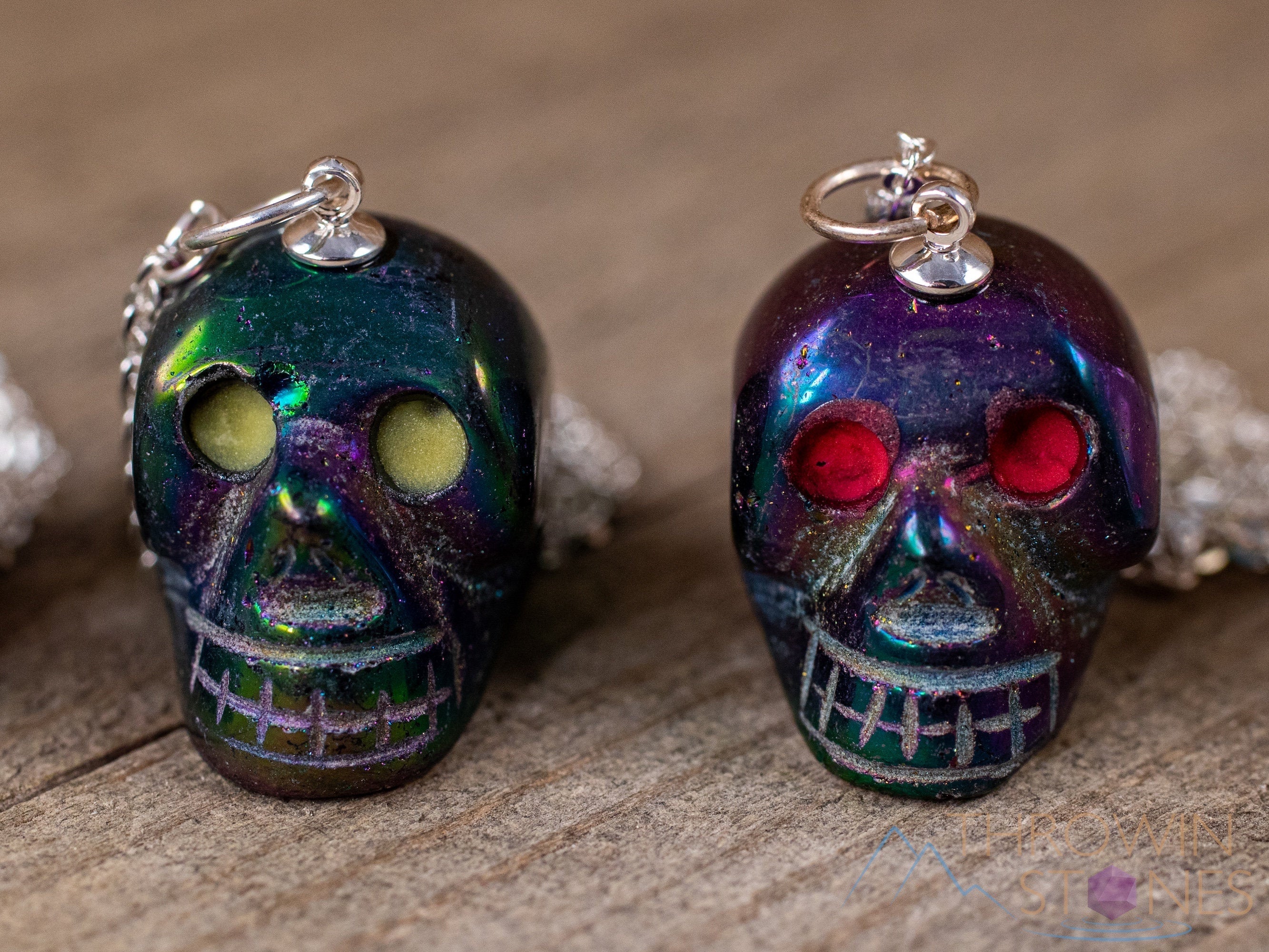 AURA QUARTZ Crystal Skull Necklace with Glow in the Dark Eyes - Pastel Goth & Crystal Jewelry for Women | Perfect for Halloween, Cosplay & Alternative Fashion (E1749)