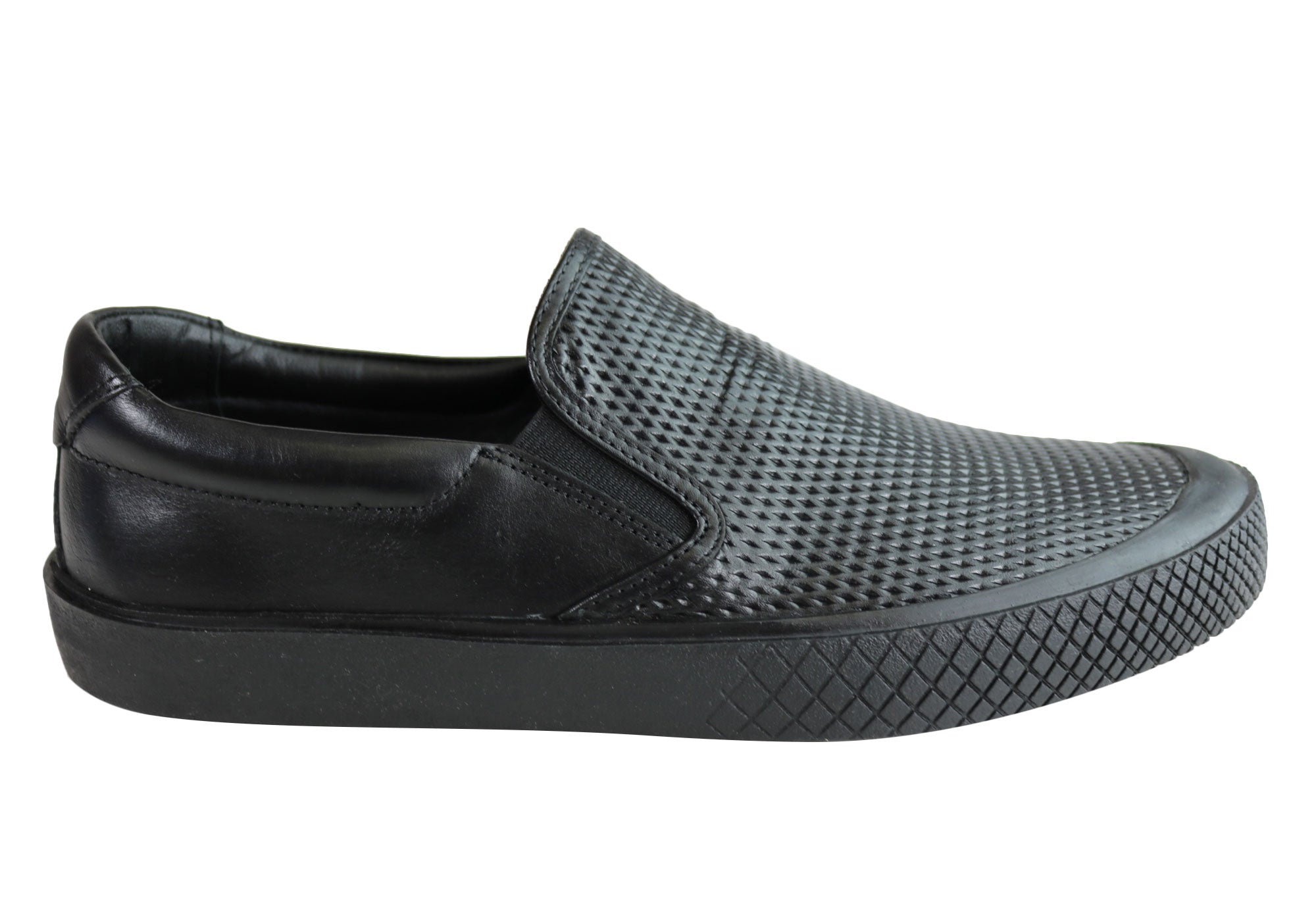 Ferricelli Justin Men's Leather Casual Shoes with Cushioning - Handmade in Brazil - Perfect for Work, Travel & Everyday Comfort