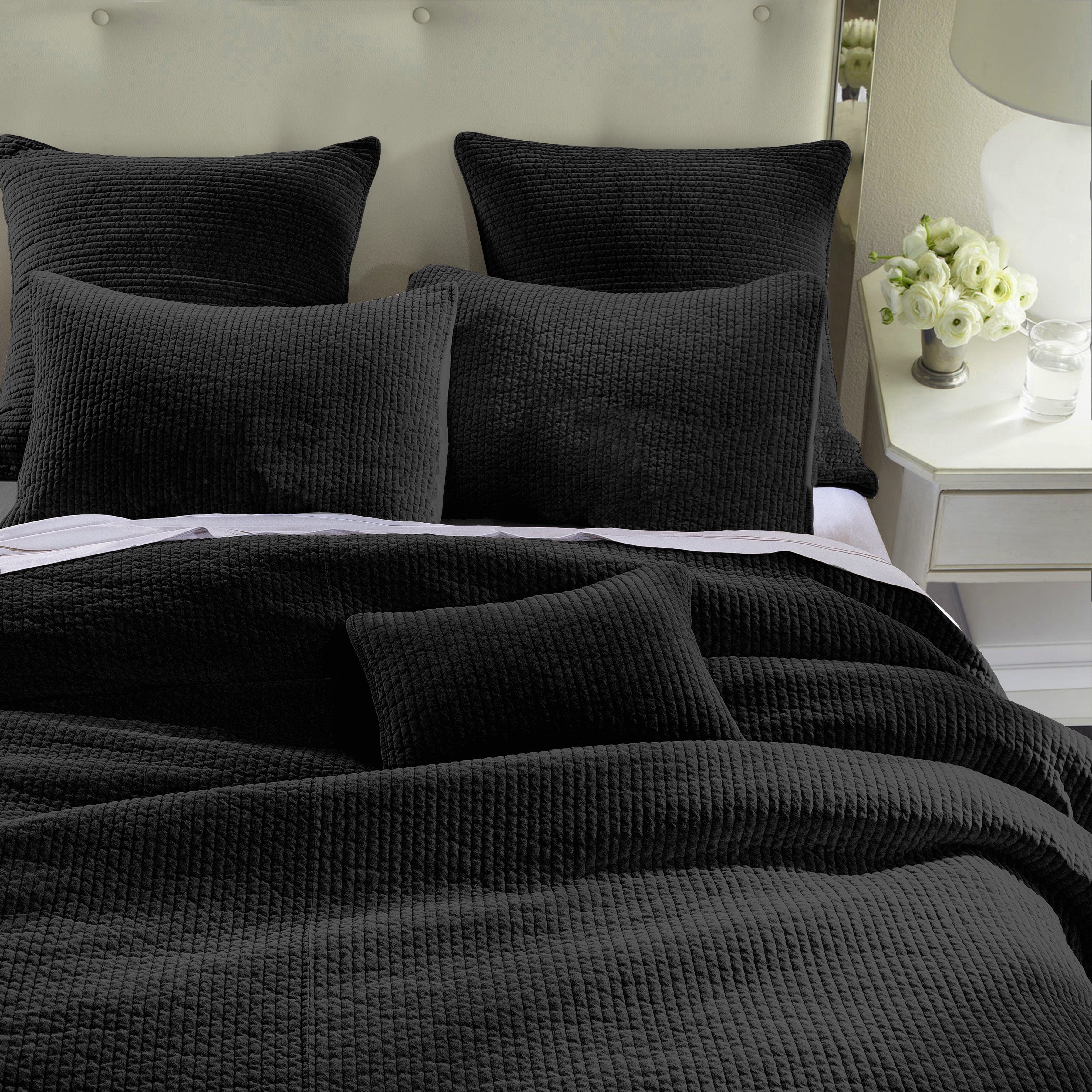 Luxury Stonewashed Cotton Velvet Quilt - Soft & Breathable Bedding Set for All Seasons - Perfect for Master Bedroom, Guest Room, or Cozy Living Room Decor