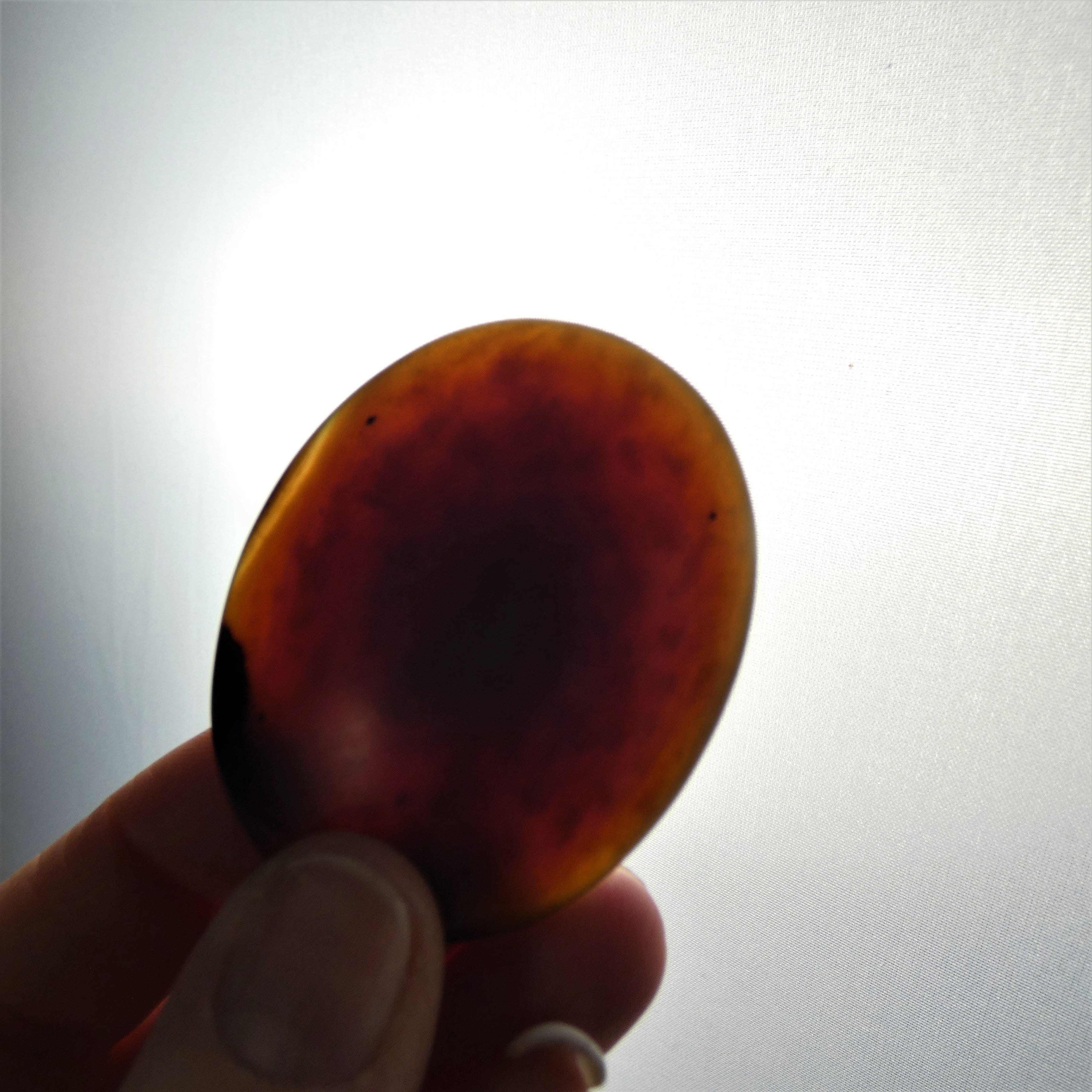 Amber Worry Stones for Anxiety Relief - Natural Healing Stones for Stress & Relaxation - Perfect for Meditation, Yoga & Mindfulness Practices