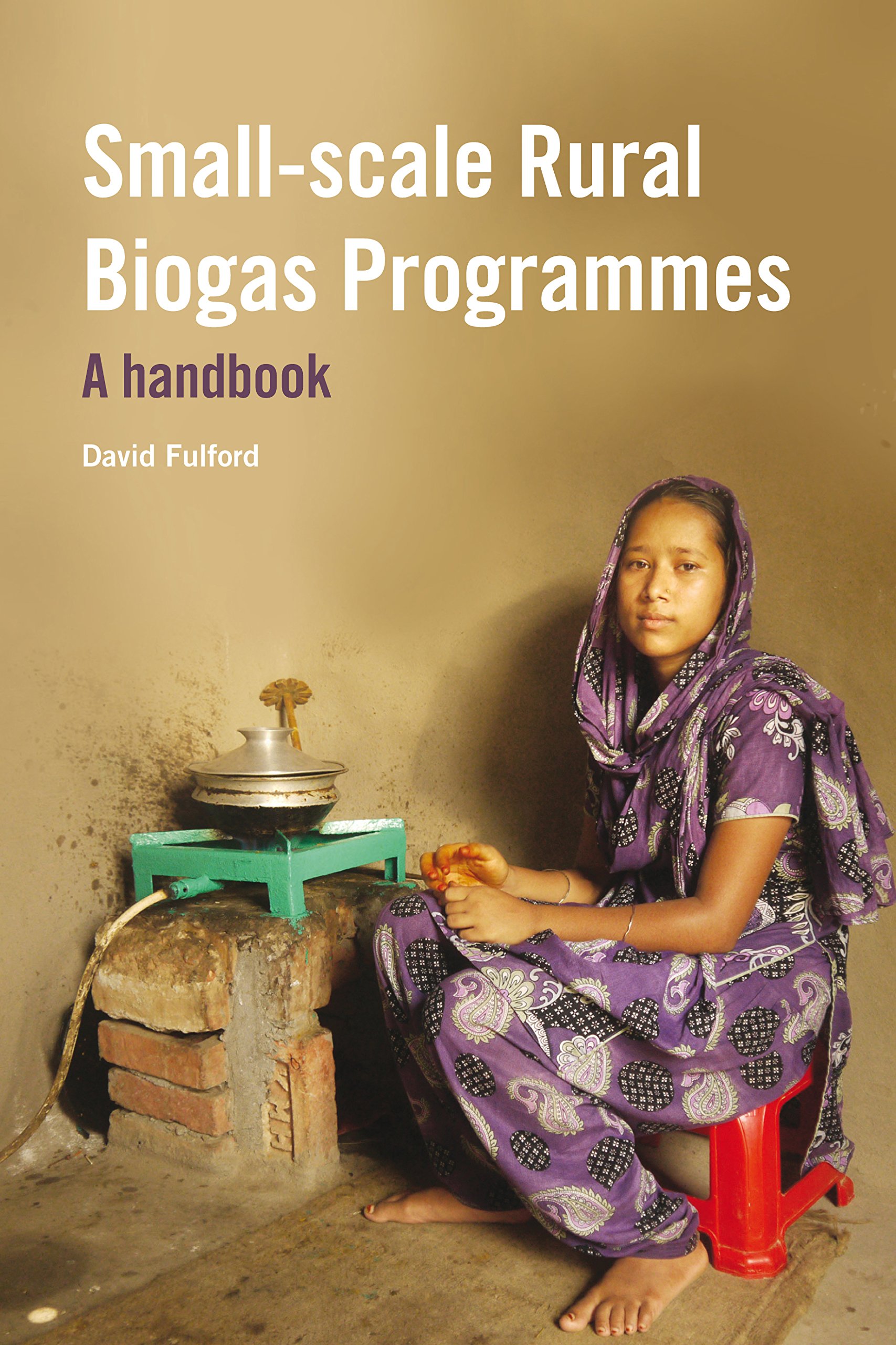 Small-Scale Rural Biogas Systems Guide - Sustainable Energy Solutions for Off-Grid Homes & Farms | DIY Biogas Digester Installation & Maintenance