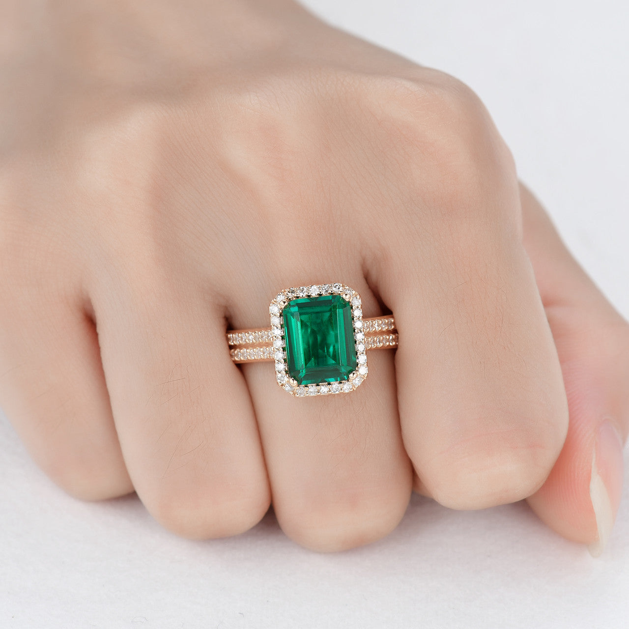 Vintage 3.5 Carat Yellow Gold Diamond Halo Emerald Engagement Ring with 4mm Wedding Band - Perfect for Proposals, Anniversaries & Bridal Jewelry Sets