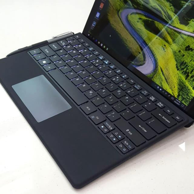 Microsoft Surface Book 2 - 13.5
