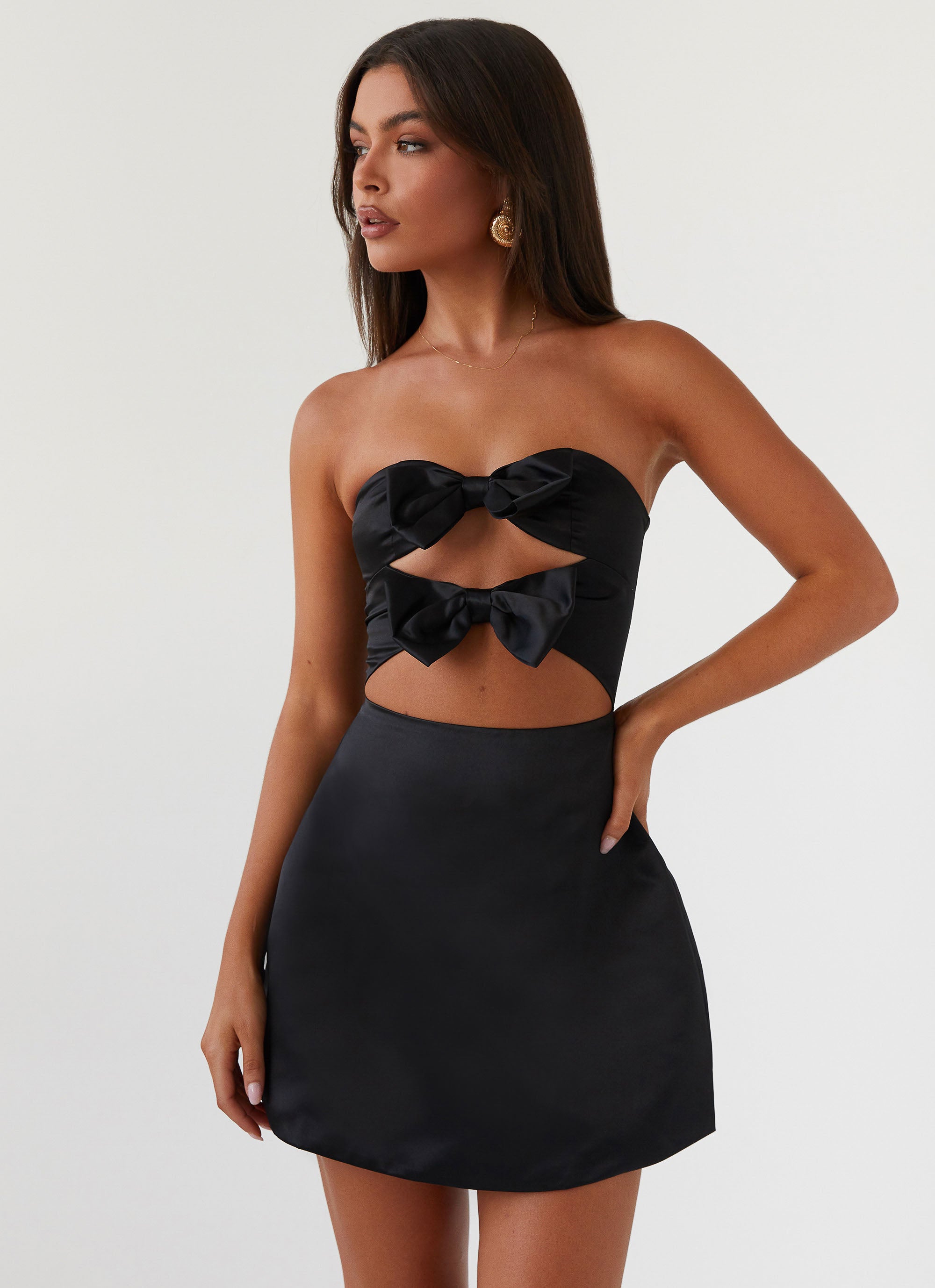 Girl Crush Bow Mini Dress - Elegant Black Party Dress for Women | Perfect for Date Night, Cocktail Parties & Special Occasions