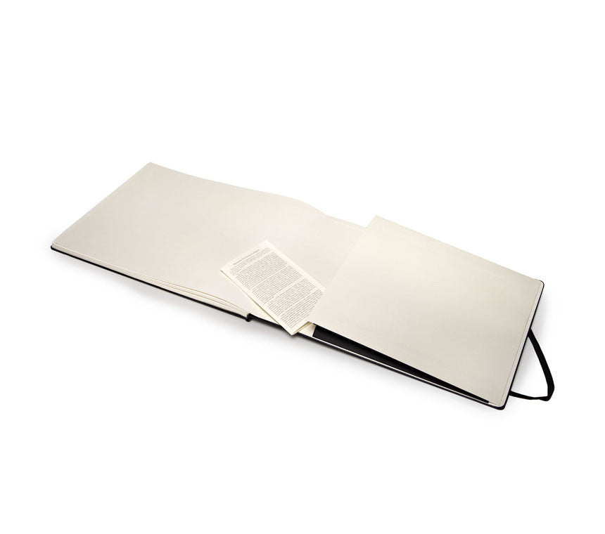 Moleskine Art Plus Watercolor Notebook - Hard Cover Sketchbook for Artists, Travelers & Journaling - Perfect for Painting, Drawing & Creative Projects