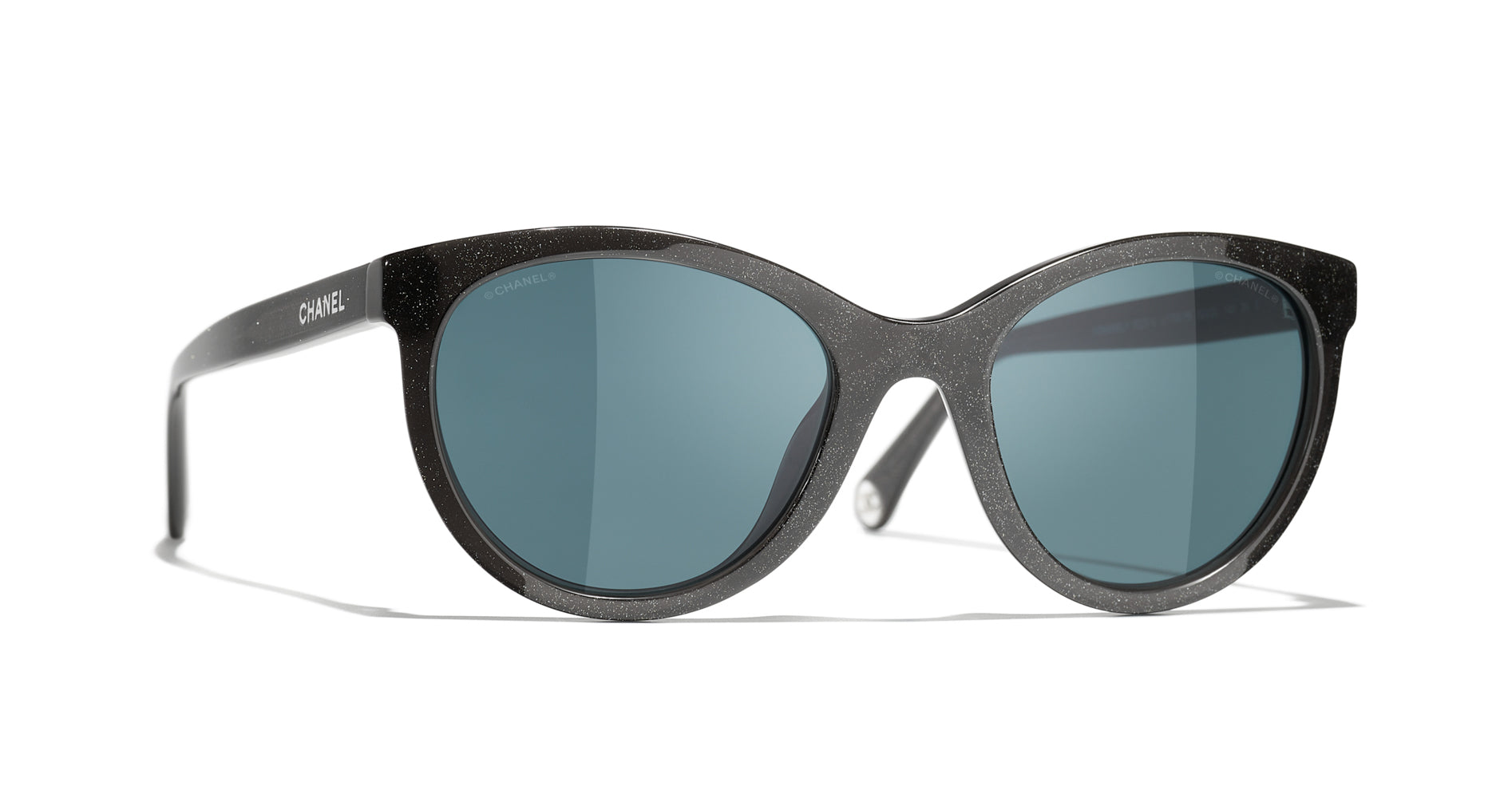 Chanel 5523U Sunglasses - Luxury Designer Shades for Women & Men - UV Protection & Stylish Fashion Accessory - Perfect for Beach, Driving & Outdoor Activities