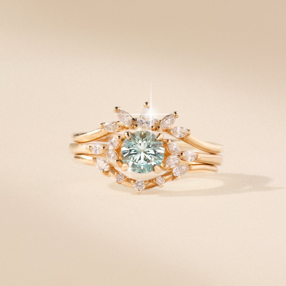 Unique 14K Yellow Gold Engagement Ring with Round Sapphire & Brilliant Diamonds – Perfect for Proposals, Anniversaries & Special Occasions