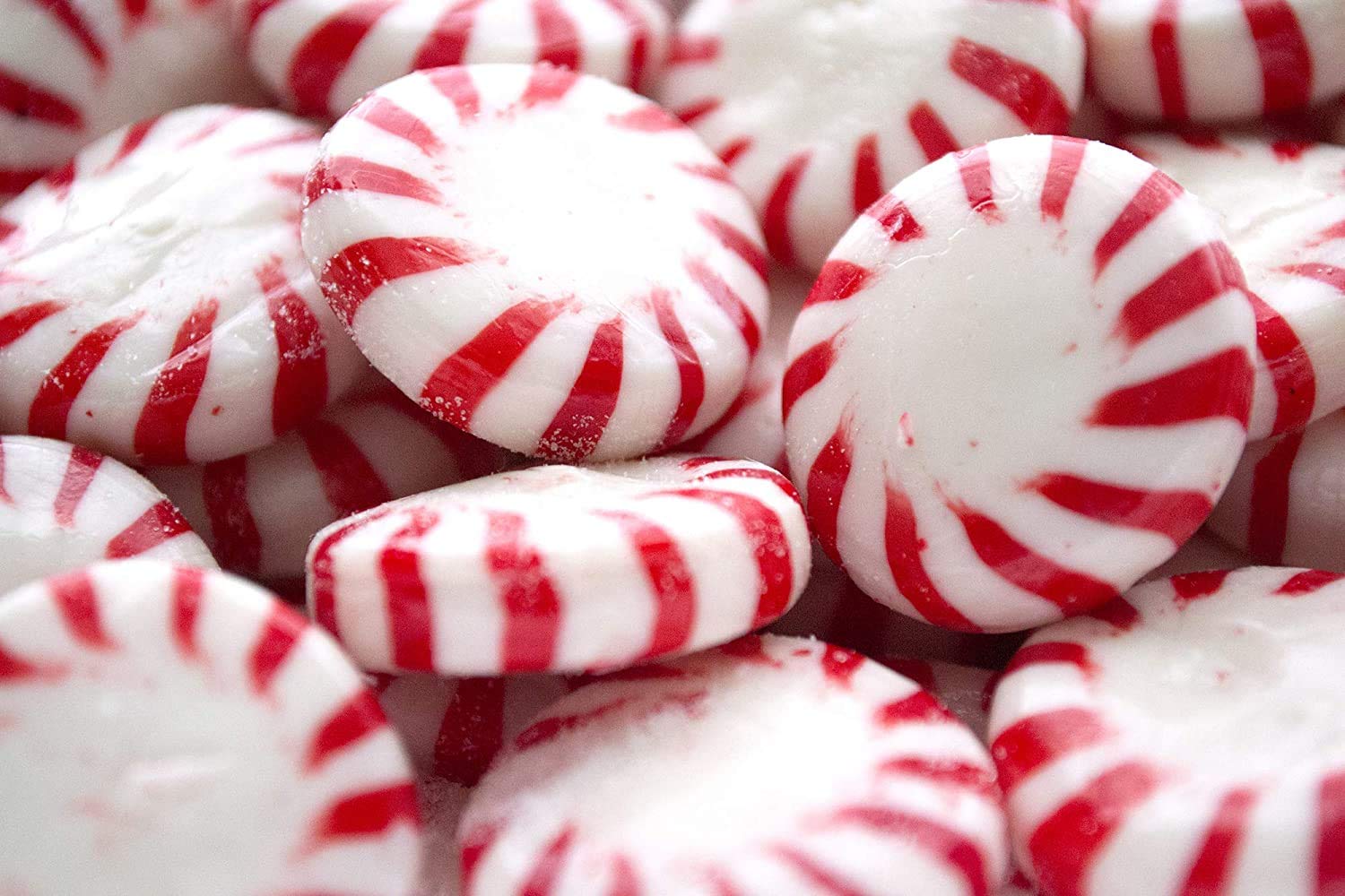 Needzo Fresh Starlight Mints - Individually Wrapped Hard Peppermint Candy (2-Pack, 8 Ounces) - Perfect for Office Snacks, Party Favors & Holiday Stocking Stuffers