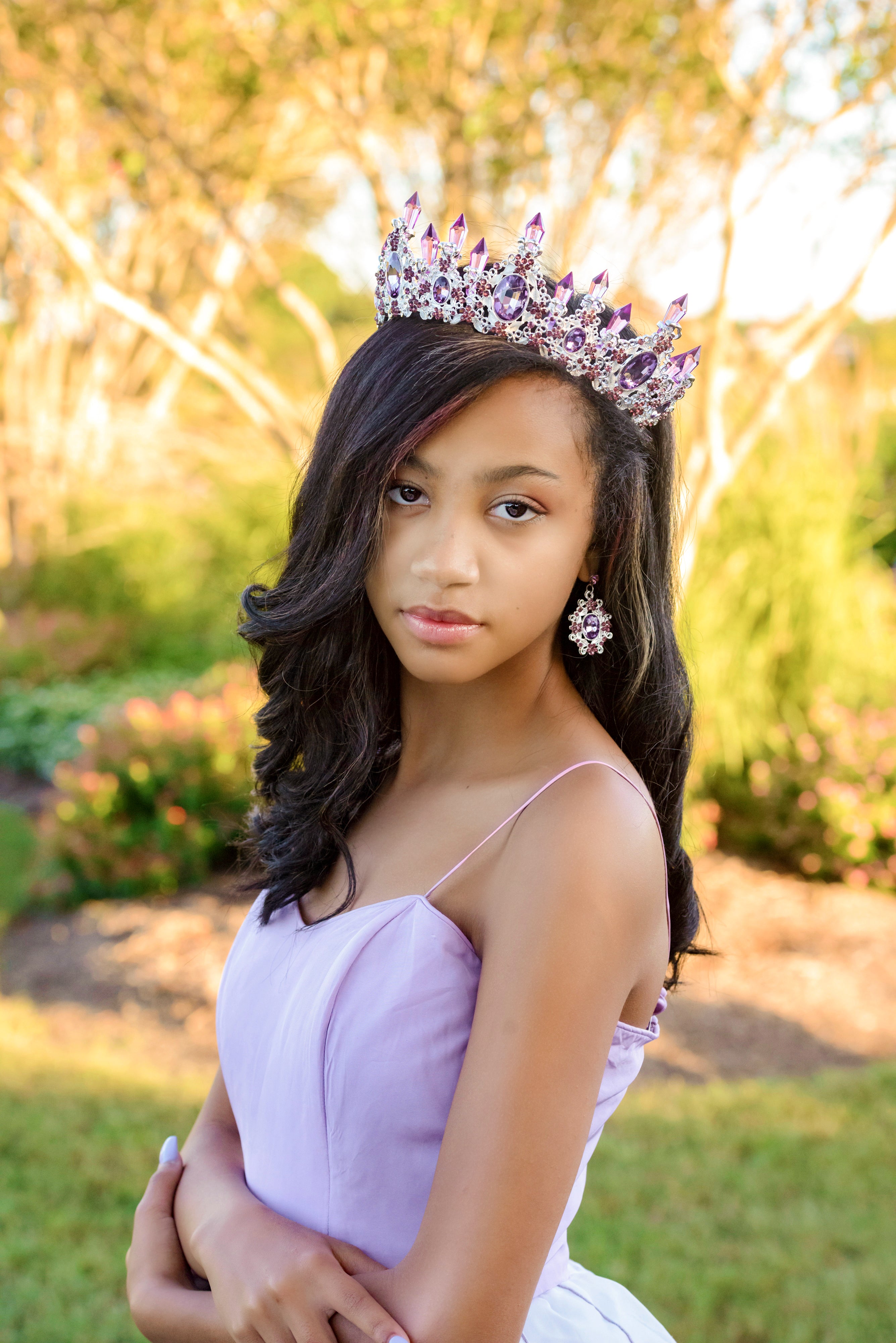 Royal Purple Crown for Women - Elegant Rhinestone Tiara Headpiece for Cosplay, Halloween, and Special Events - Perfect for Princess Costumes, Birthday Parties, and Photo Shoots