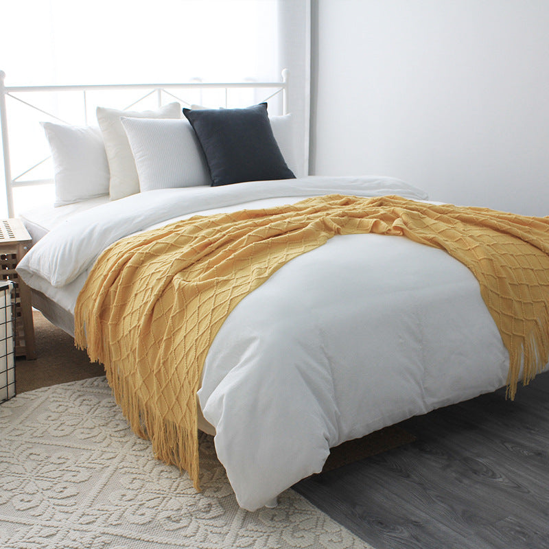 Soft Chevron Knit Throw Blanket with Fringe Tassels - Cozy Plush Blanket for Couch, Bed & Travel - Perfect for Gifts, Home Decor & Relaxation