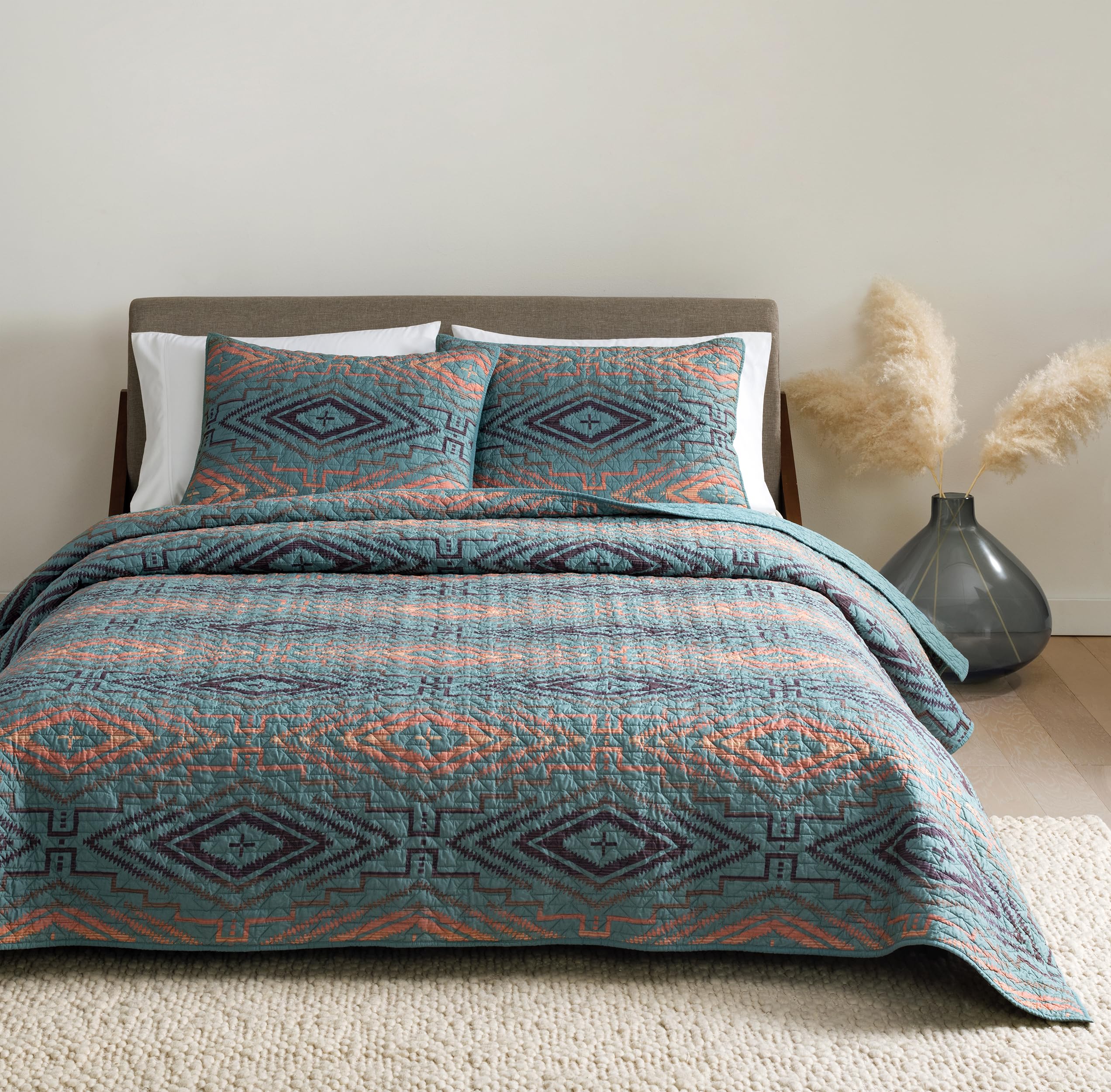 **PENDLETON 21730 Sunset Queen Comforter Set - Cross Stitched Cotton Coverlet Bedding, Soft Printed Rustic Home Décor for Full/Queen Size, Balsam Multi - Perfect for Cozy Bedrooms & Cabin Retreats**
