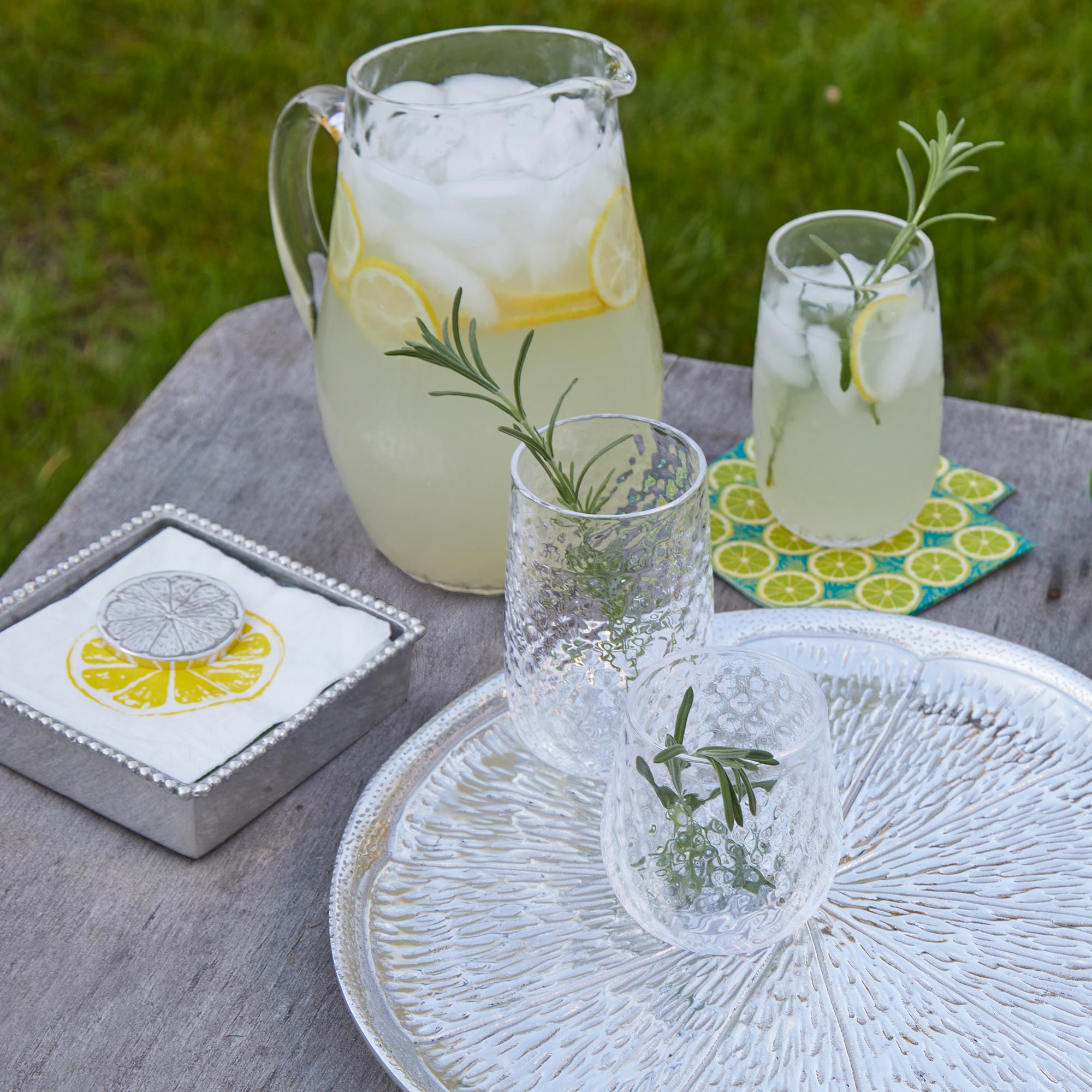 Clear Pineapple Textured Large Pitcher - 64oz Glass Beverage Dispenser with Lid & Spout - Perfect for Iced Tea, Lemonade, Cocktails at Parties, BBQs & Outdoor Gatherings