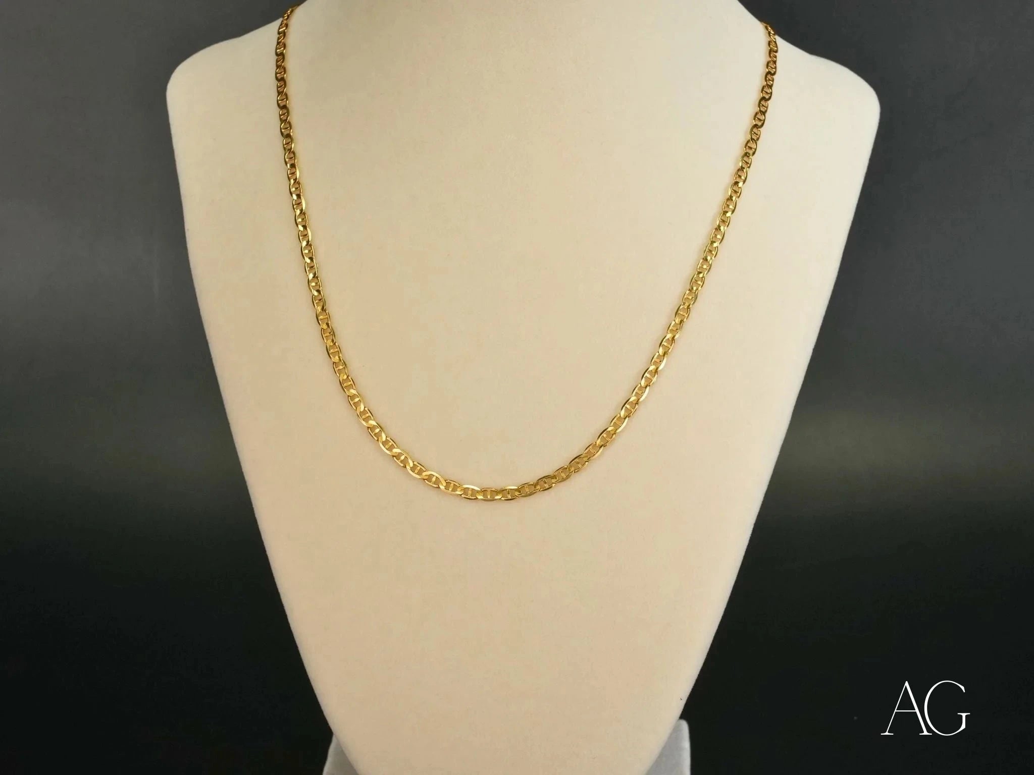 18K Yellow Gold Anchor Chain for Men - Durable & Stylish Jewelry Gift for Him - Perfect for Everyday Wear, Special Occasions & Gifts