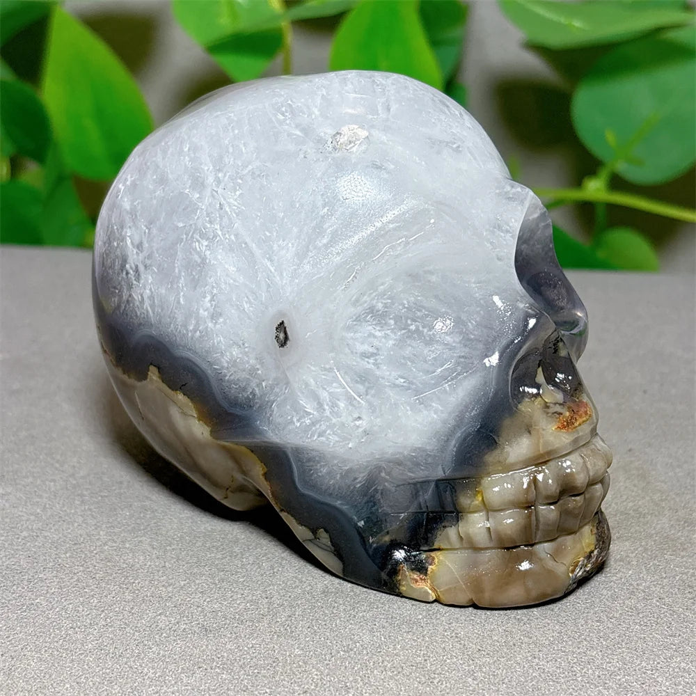 Volcano Agate Skull Crystal - Natural Stone Quartz Mineral for Halloween Decor, Spiritual Meditation, Energy Healing & Unique Handmade Gifts - Perfect for Home Altar, Yoga Space & Gothic Decorations