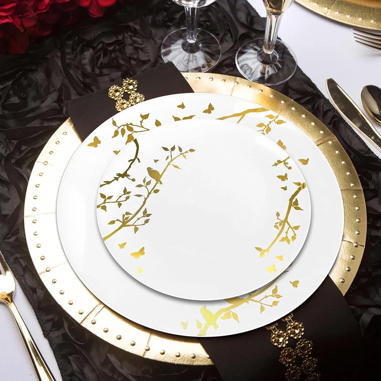40-Piece Spring Collection White & Gold Plastic Dinner Plates Set - 10