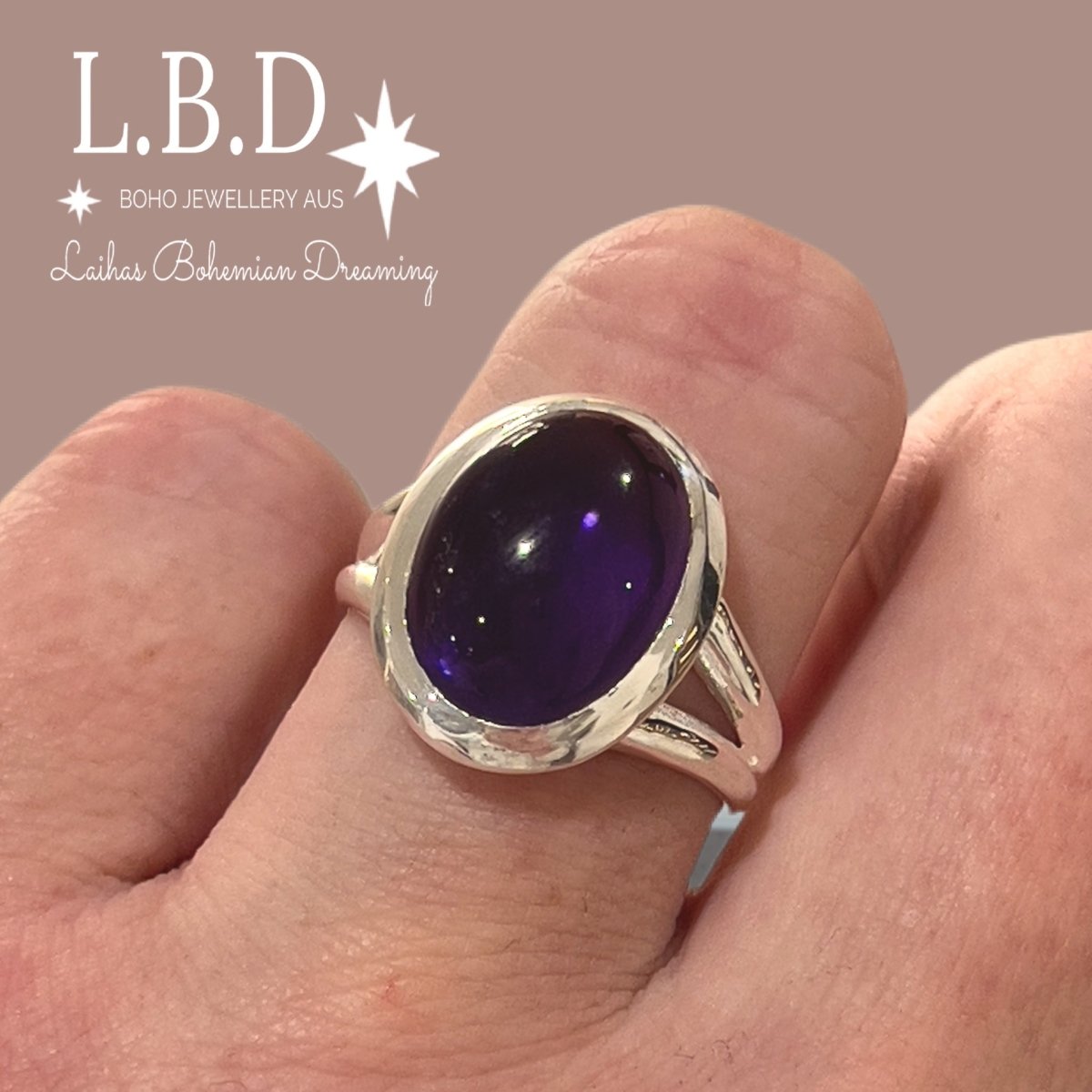 Elegant Oval Amethyst Ring for Women - Vintage Purple Gemstone Jewelry - Perfect for Wedding, Anniversary & Special Occasion Gifts