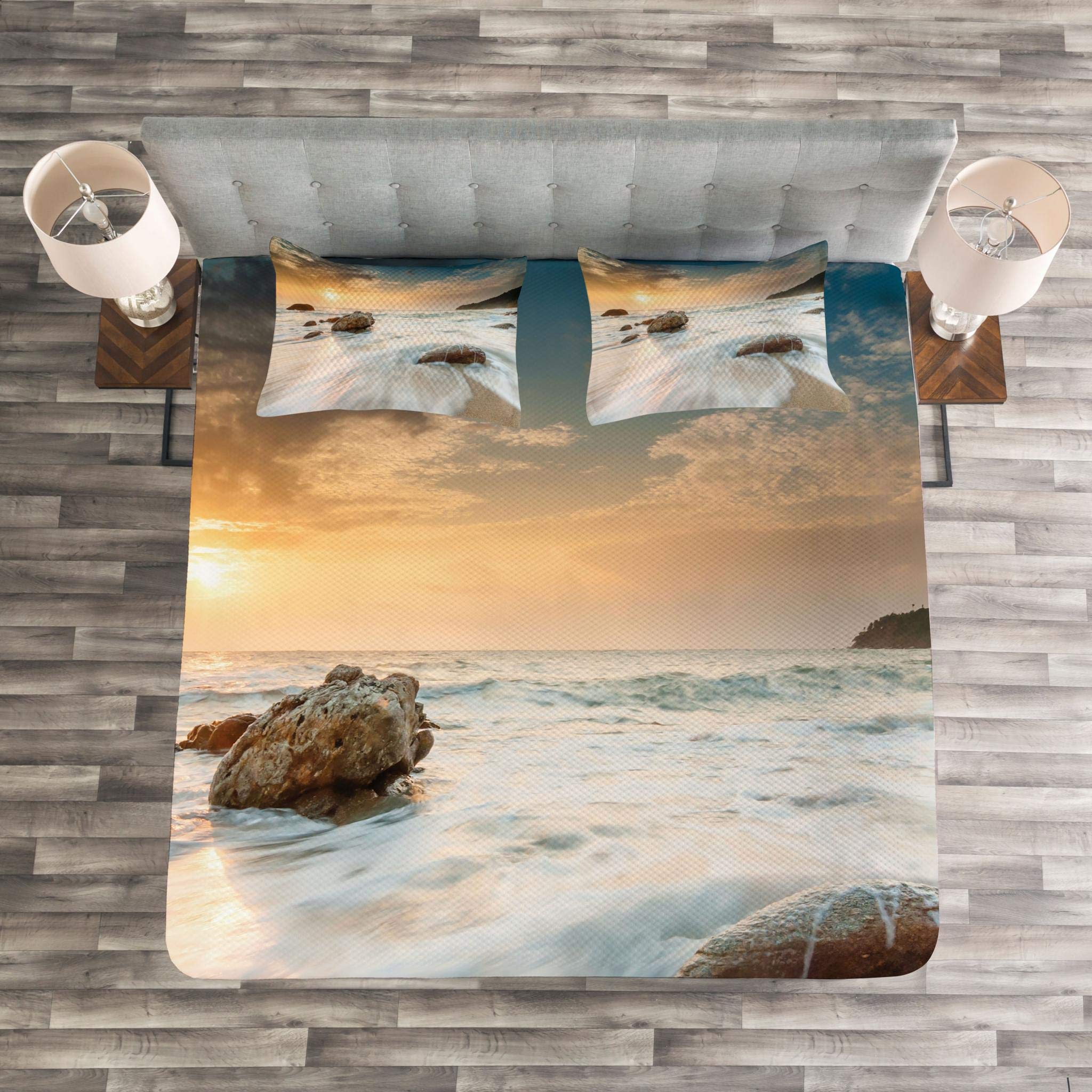 Ambesonne 3-Piece King Size Beach Bedspread Set - Grand Sea Waves & Horizon Sky Design, Cream Blue White Decorative Bedding Coverlet with 2 Pillow Shams | Perfect for Coastal Themed Bedrooms, Vacation Homes & Summer Decor