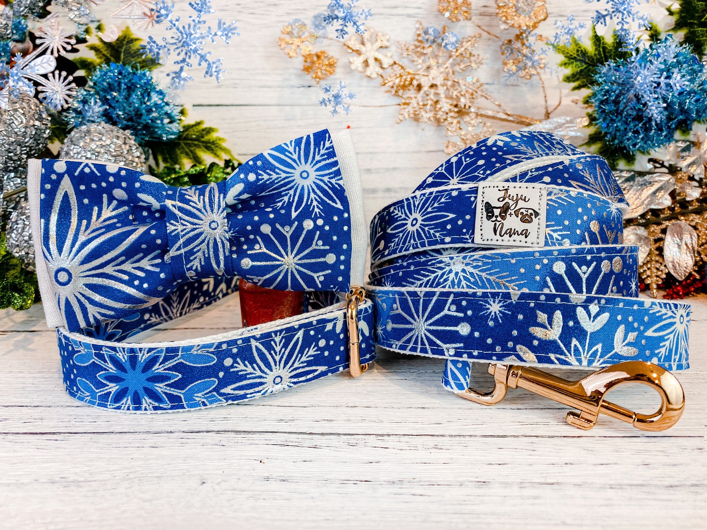 Festive Christmas Dog Collar with Bow Tie - Sparkling Blue Snowflake Design for Holiday Pet Photos & Parties