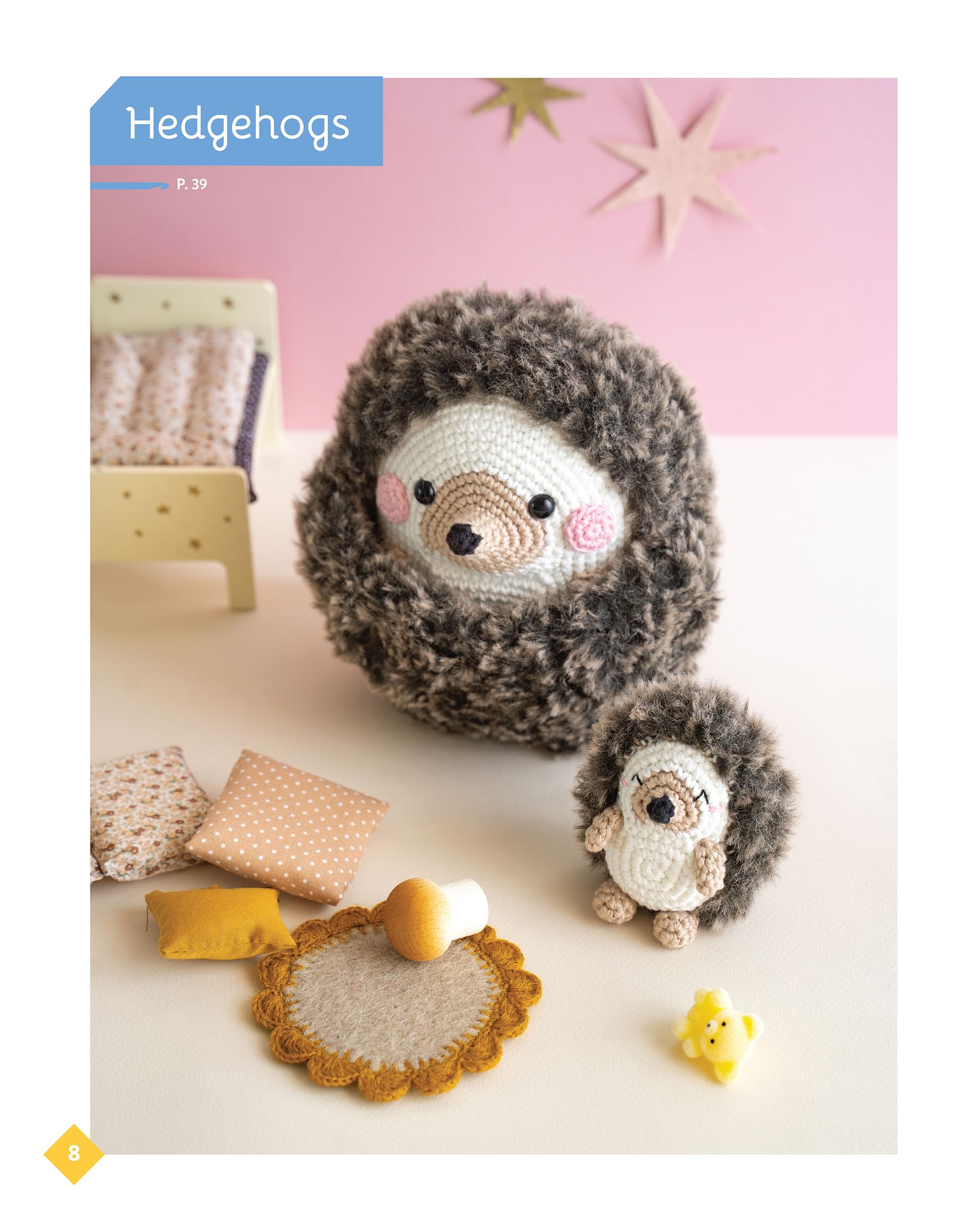 Adorable Animal Families to Crochet - Complete Crochet Kit for Beginners & Experts (Dover Crafts) - Perfect for DIY Gifts, Home Decor & Stress Relief