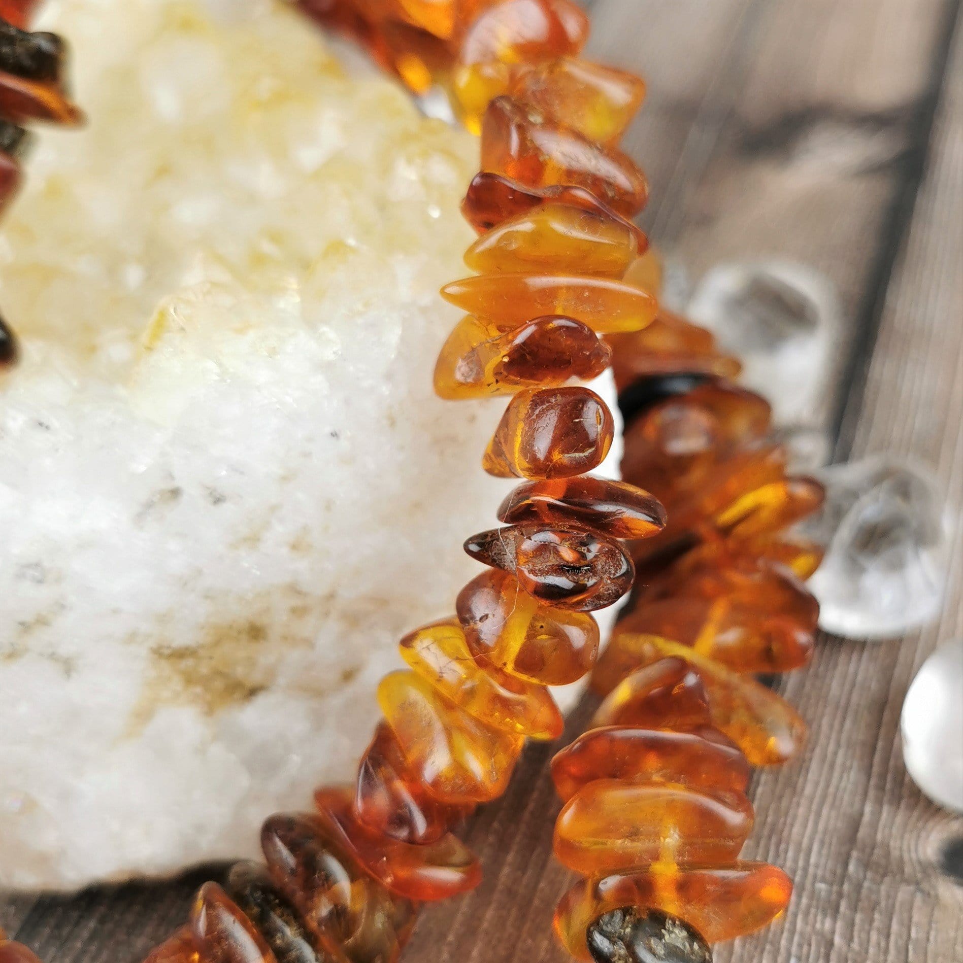 Natural Baltic Amber Large Chip Necklace for Women & Men – Pain Relief & Teething Soother – Stylish Healing Jewelry for Everyday Wear