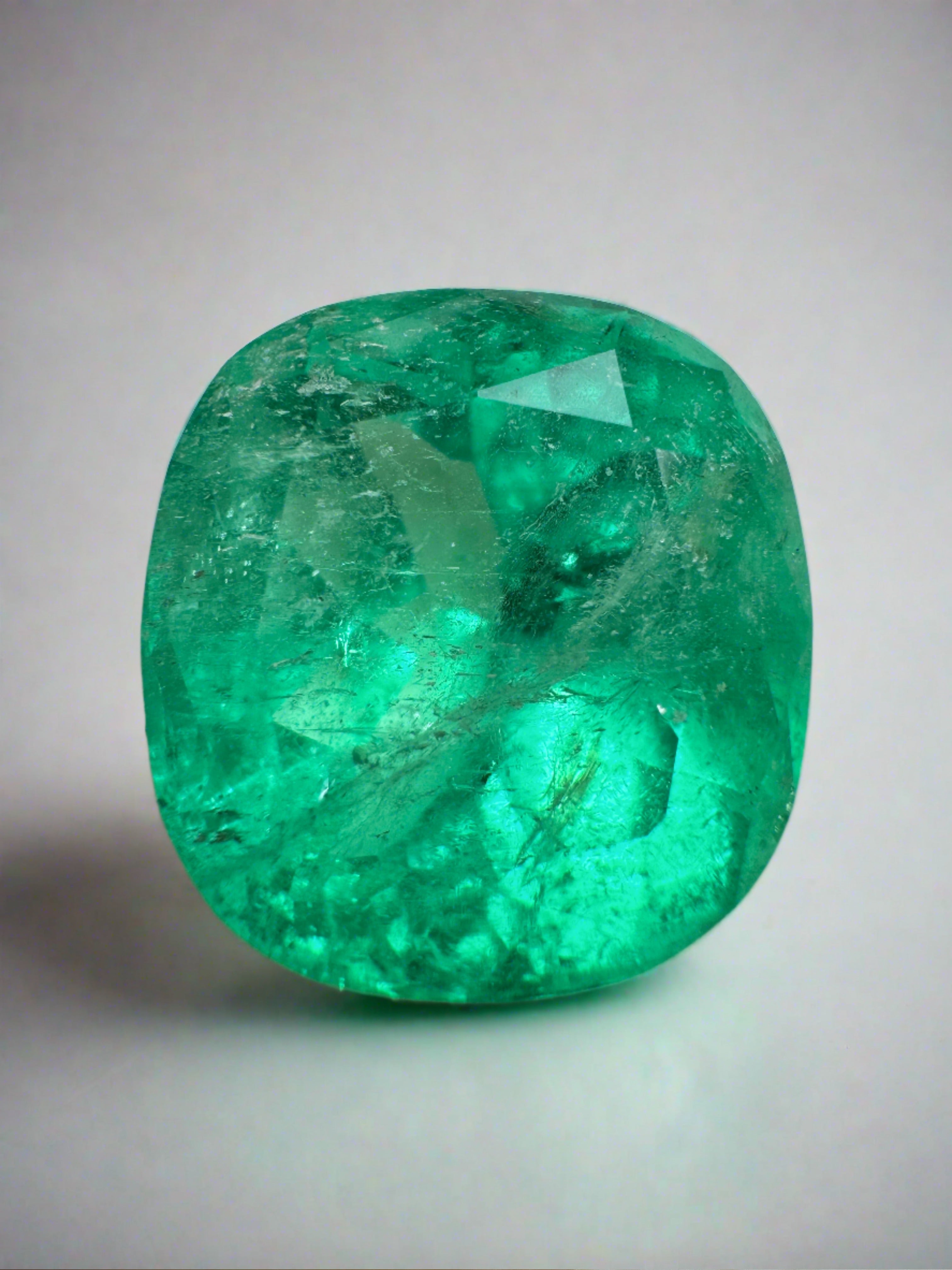 13.63 Carat Natural Colombian Emerald - Medium Green Cushion Cut Loose Gemstone for Jewelry Making, Engagement Rings & Luxury Gifts