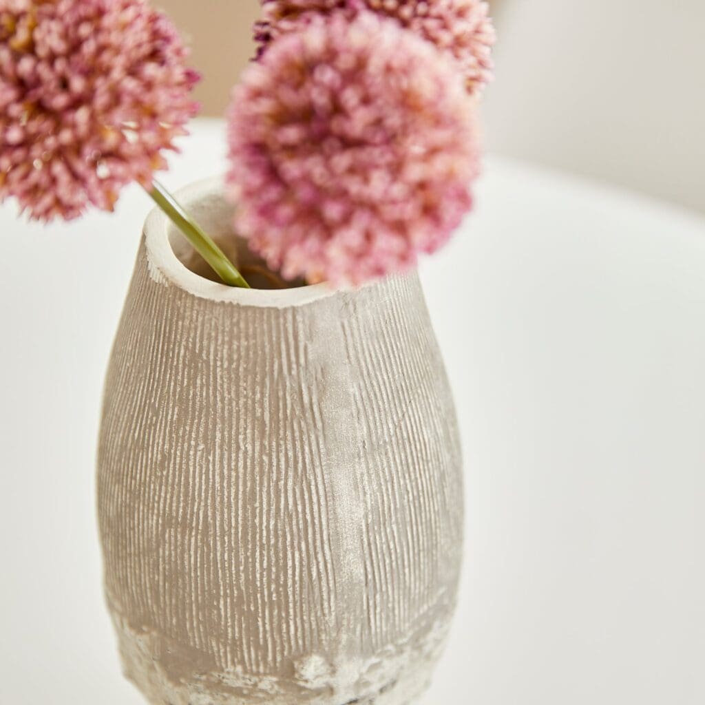 Cyan Design 11411 Calypso Vase - Small Off White & Brown Ceramic Vase for Home Decor, Wedding Centerpiece, or Gift Idea