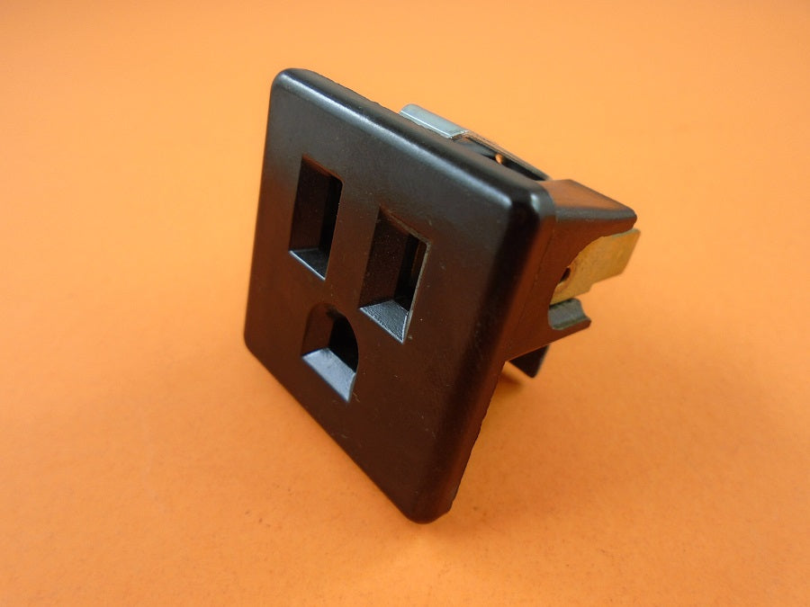 Generac 0022693 15 Amp Power Outlet (PWY) G022693 - Perfect for Backup Power Systems, Home Generators & Emergency Power Supply
