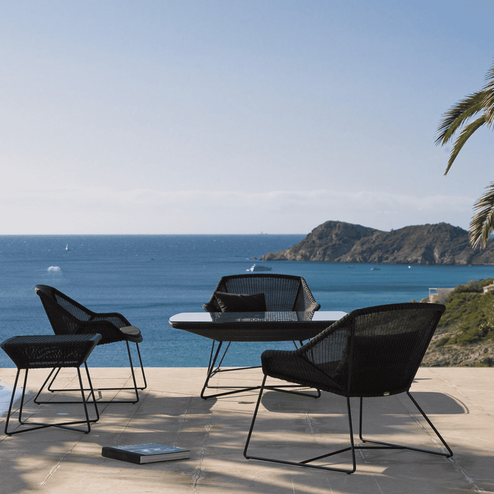 Breeze Outdoor Side Table - Lightweight Patio Coffee Table for Garden, Poolside & Balcony - Perfect for Drinks, Books & Decor
