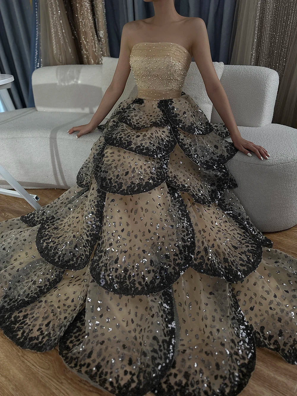 Elegant Black Sequin Evening Gowns with Tiered Ruffles - Dubai Luxury Formal Dresses for Women - Perfect for Weddings, Galas & Special Occasions