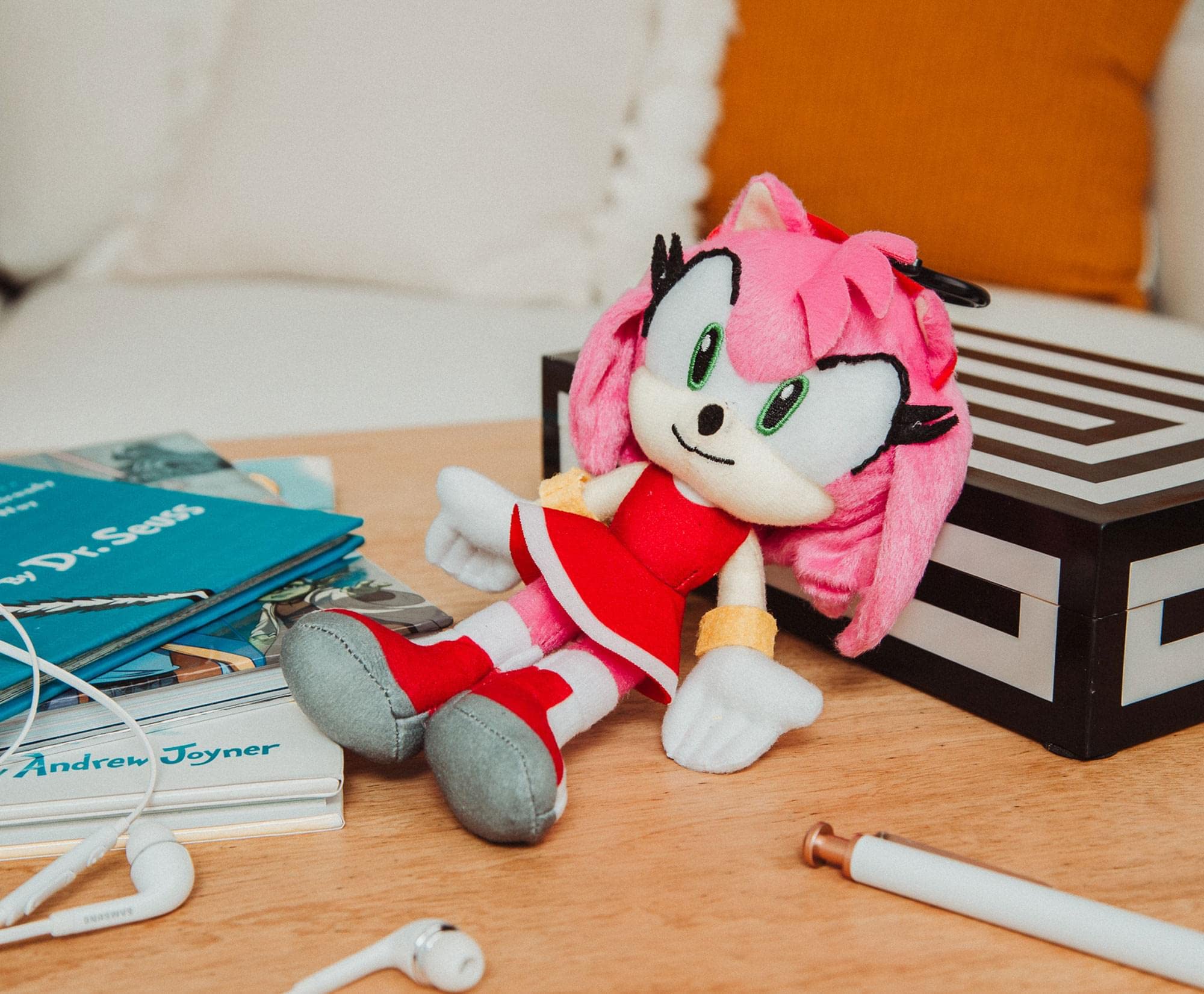 8-Inch Amy Rose Plush Toy - Soft & Cuddly Stuffed Animal for Kids, Collectors & Sonic the Hedgehog Fans | Perfect for Gifts, Bedroom Decor & Playtime Fun