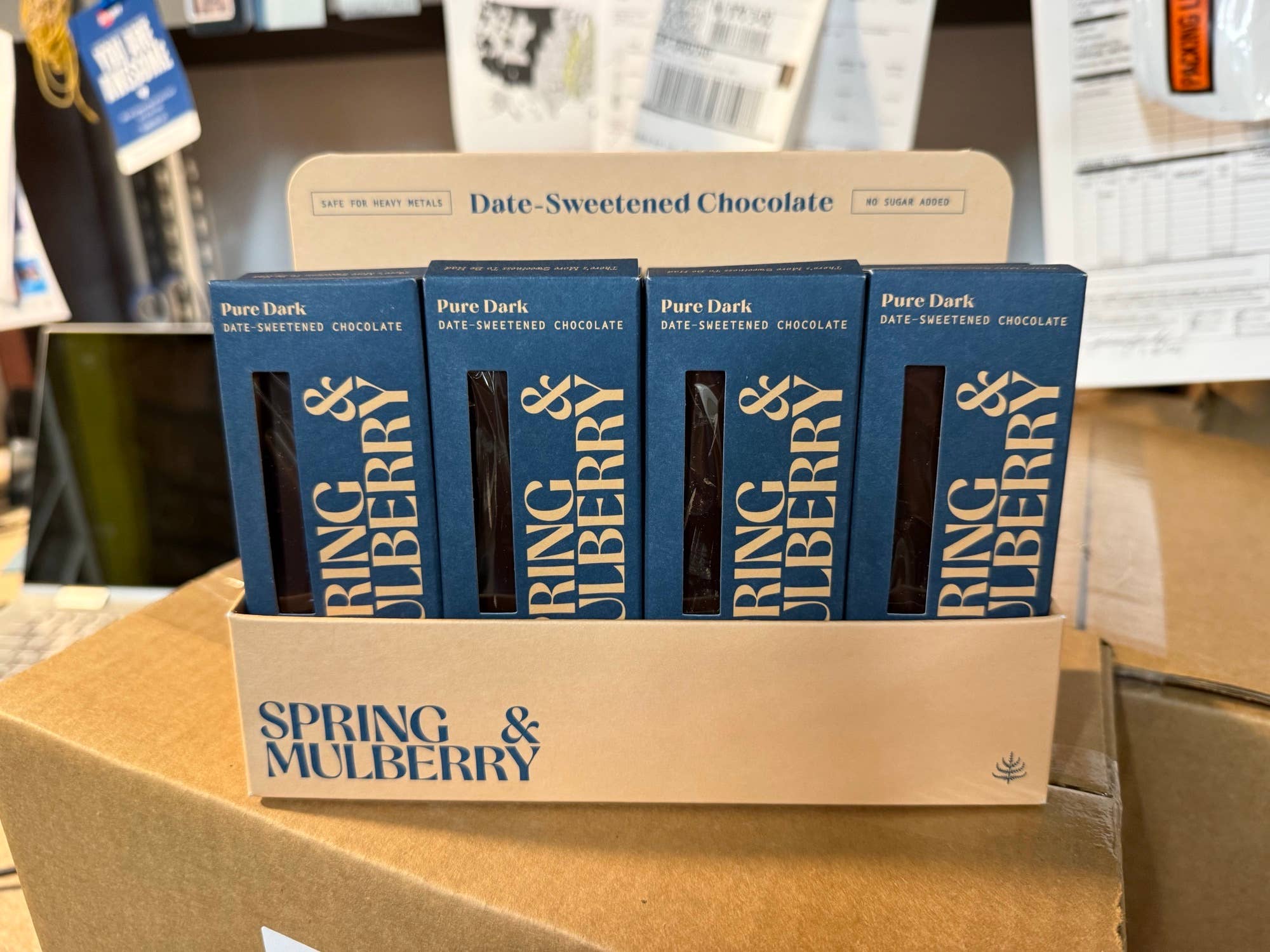 Organic Mini Dark Chocolate Bar with Dates - Sugar-Free, Vegan & Gluten-Free Snack for Gifts, Desserts & Healthy Treats