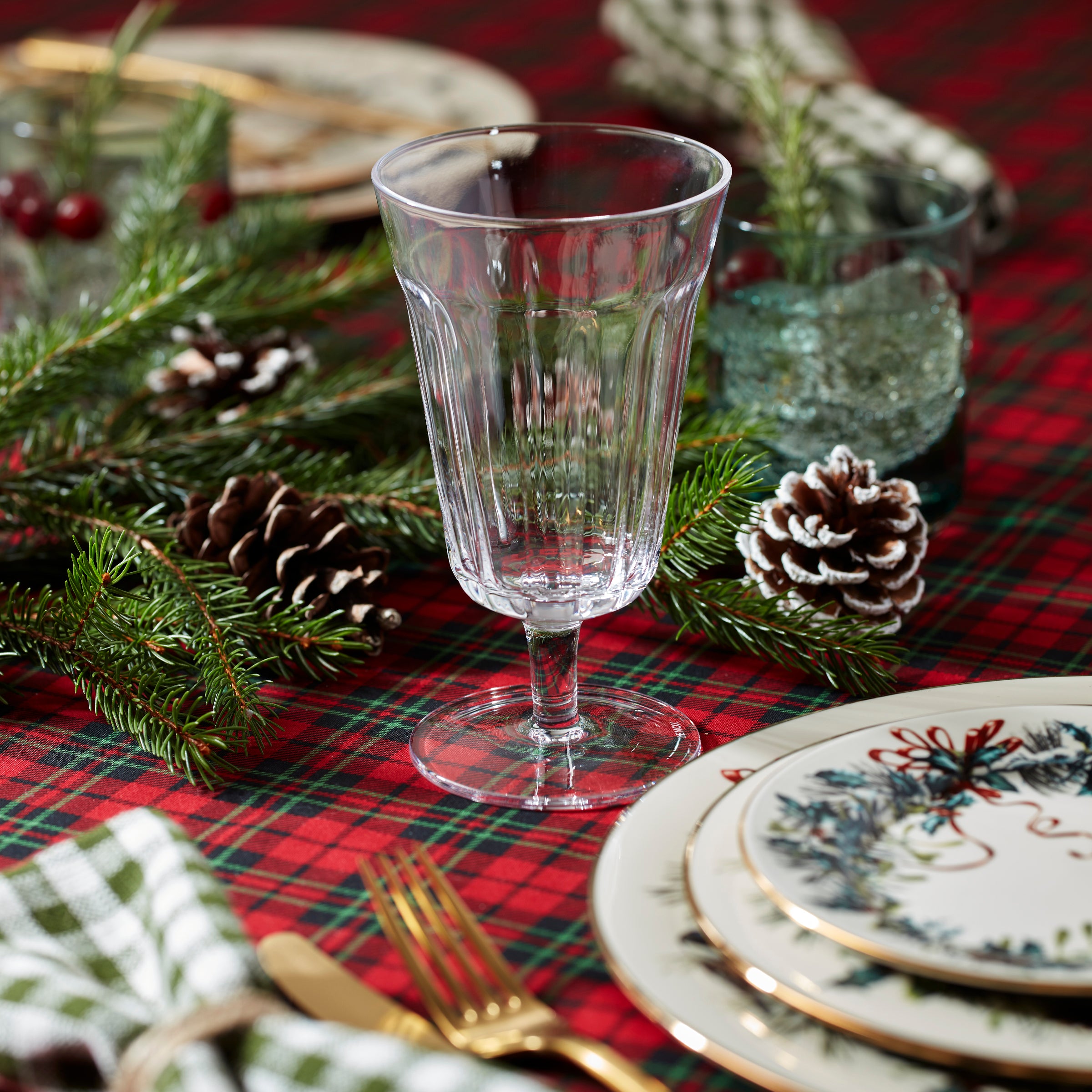 Elegant French Perle Tall Stem Glasses Set of 4 - Perfect for Wine Tasting, Dinner Parties & Special Occasions
