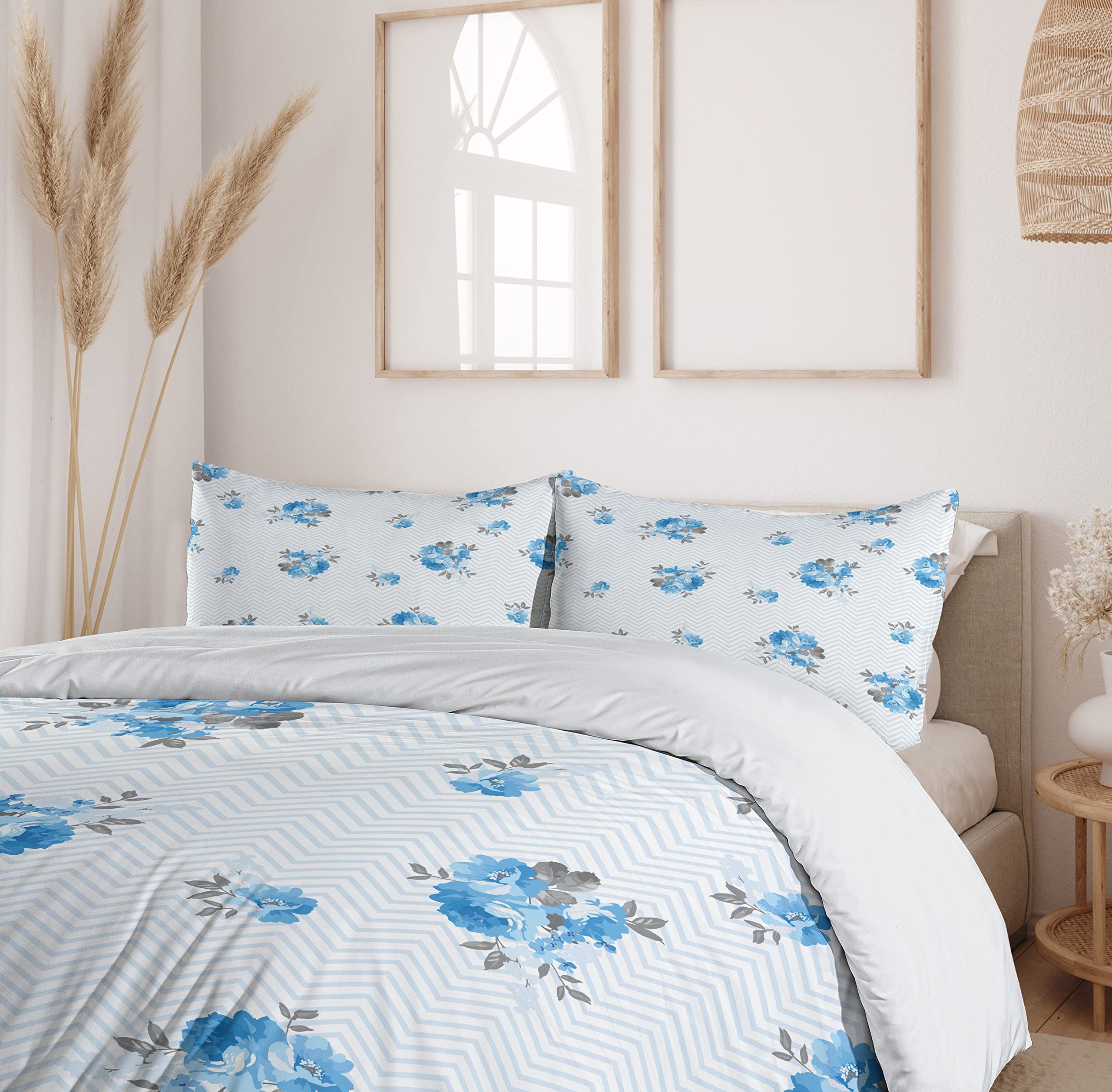 Ambesonne Blue Rose Duvet Cover Set - King Size 3-Piece Floral Bedding with 2 Pillow Shams, Romantic Blue and Grey Spring Design for Master Bedroom Decor | Perfect for Guest Rooms, Spring Refresh & Romantic Home Styling