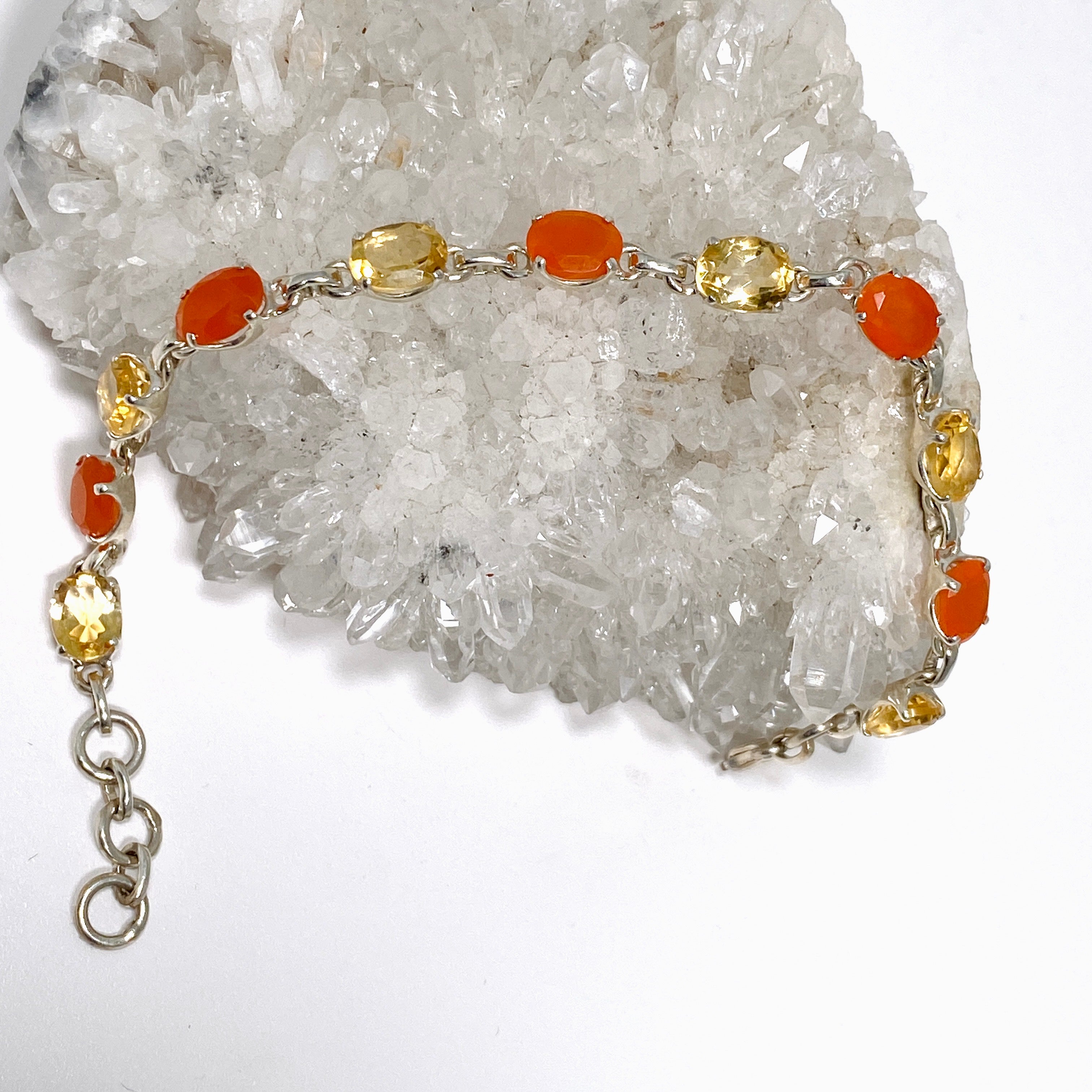 Natural Citrine and Carnelian Gemstone Oval Faceted Beaded Bracelet for Women - Elegant Healing Crystal Jewelry for Meditation, Yoga & Positive Energy