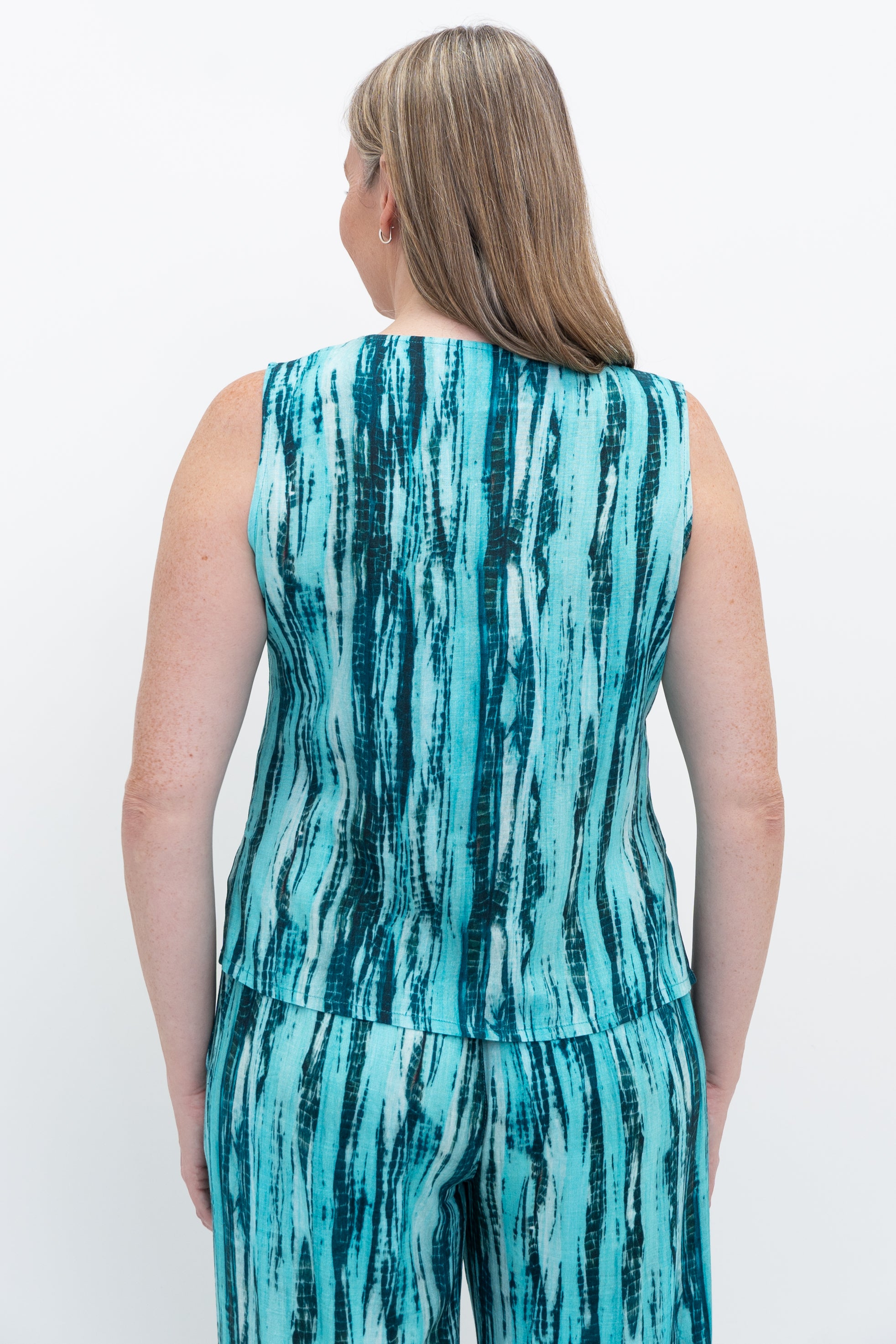 Stylish Havana Tank Top - Teal Tie Dye Linen Bamboo Blend - Perfect for Summer Outfits, Beach Wear & Casual Fashion