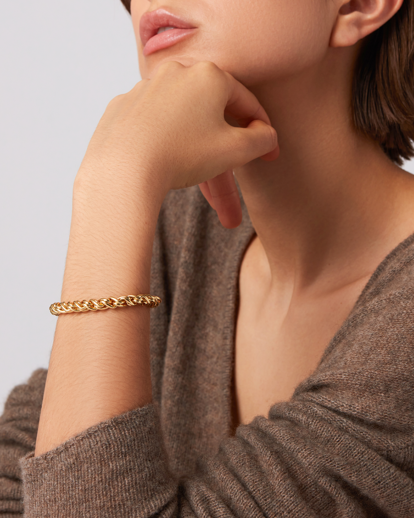 Rizzo Gold Bracelet for Women - Elegant & Stylish Jewelry Gift for Everyday Wear & Special Occasions