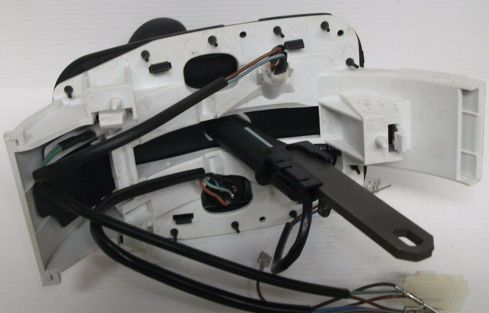 Holden Vectra JR JS Automatic Transmission Shifter - Replacement Part for Smooth Gear Shifting - Perfect for Car Repair & Performance Upgrades