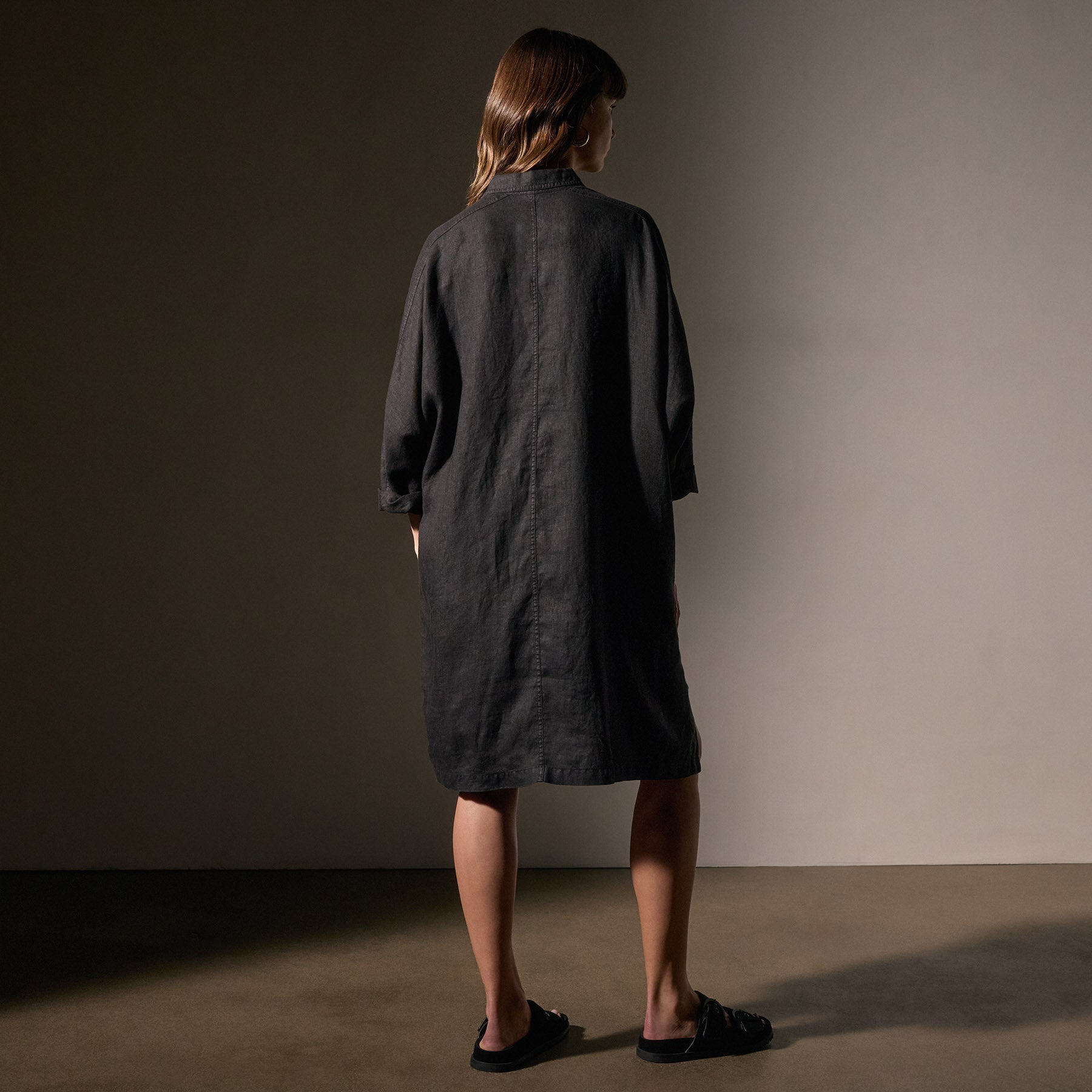 Cargo Pocket Swing Dress for Women - Stylish Black Flowy Dress with Pockets - Perfect for Casual Outings, Work, and Travel