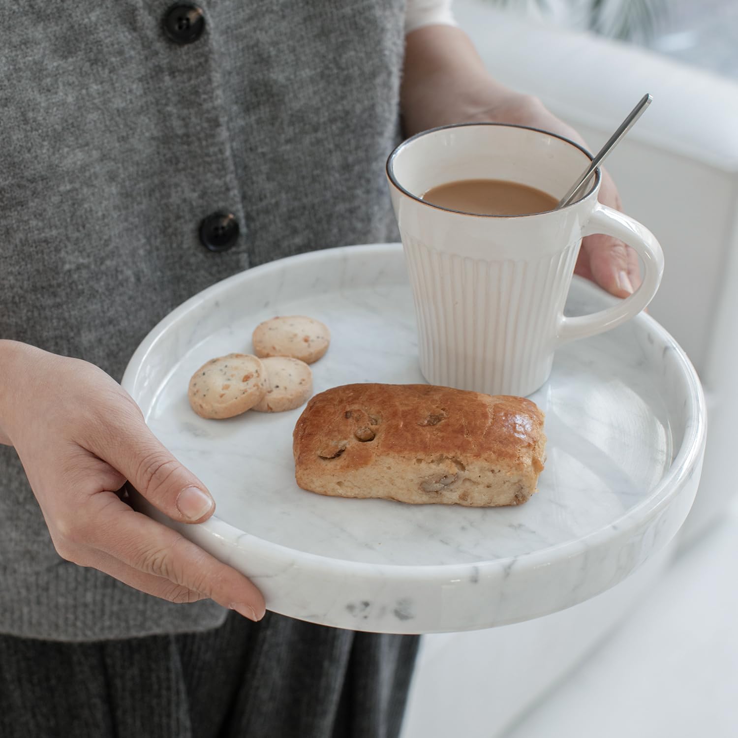 Natural Marble Round Vanity Tray - Elegant Bathroom Countertop Organizer for Perfumes & Jewelry - Stylish Guest Tray & Napkin Holder - Versatile Fruit Serving Plate for Kitchen - Chic Coffee Table Decor - 9.84 Inch Luxury Home Accessory (Perfect for Spa Days, Hosting Guests & Home Decor)
