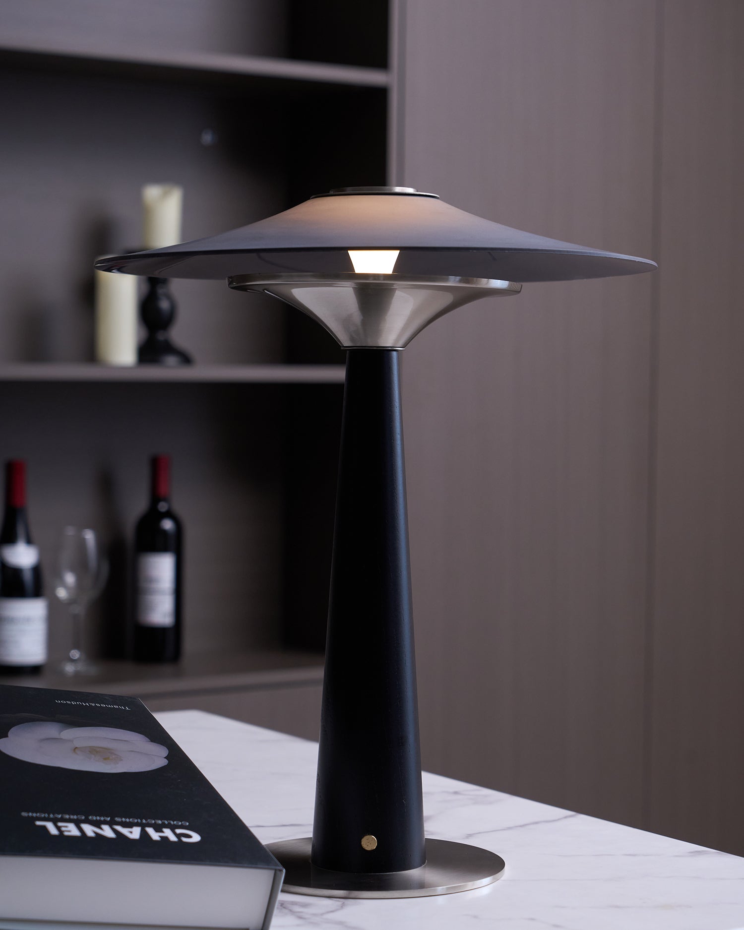Kizu Peak Modern Table Lamp - Stylish Bedside & Living Room Lighting for Home Decor - Energy Efficient LED Desk Lamp with Adjustable Brightness